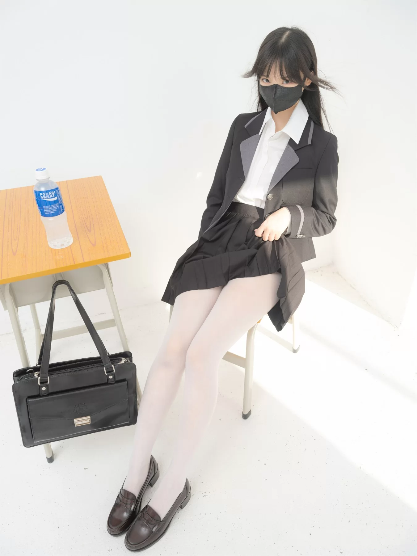 紧急企划 – 内部 见希 职员 Cosplay-第55张