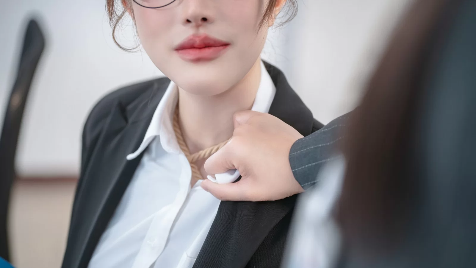 鹿八岁 – 女上司和女下属 Cosplay-第4张