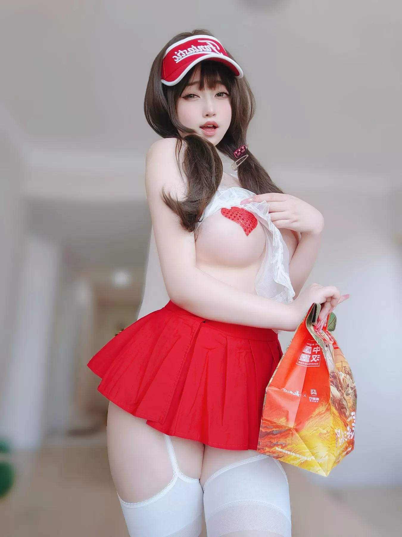 女主K – 性感快递员 Cosplay-第1张