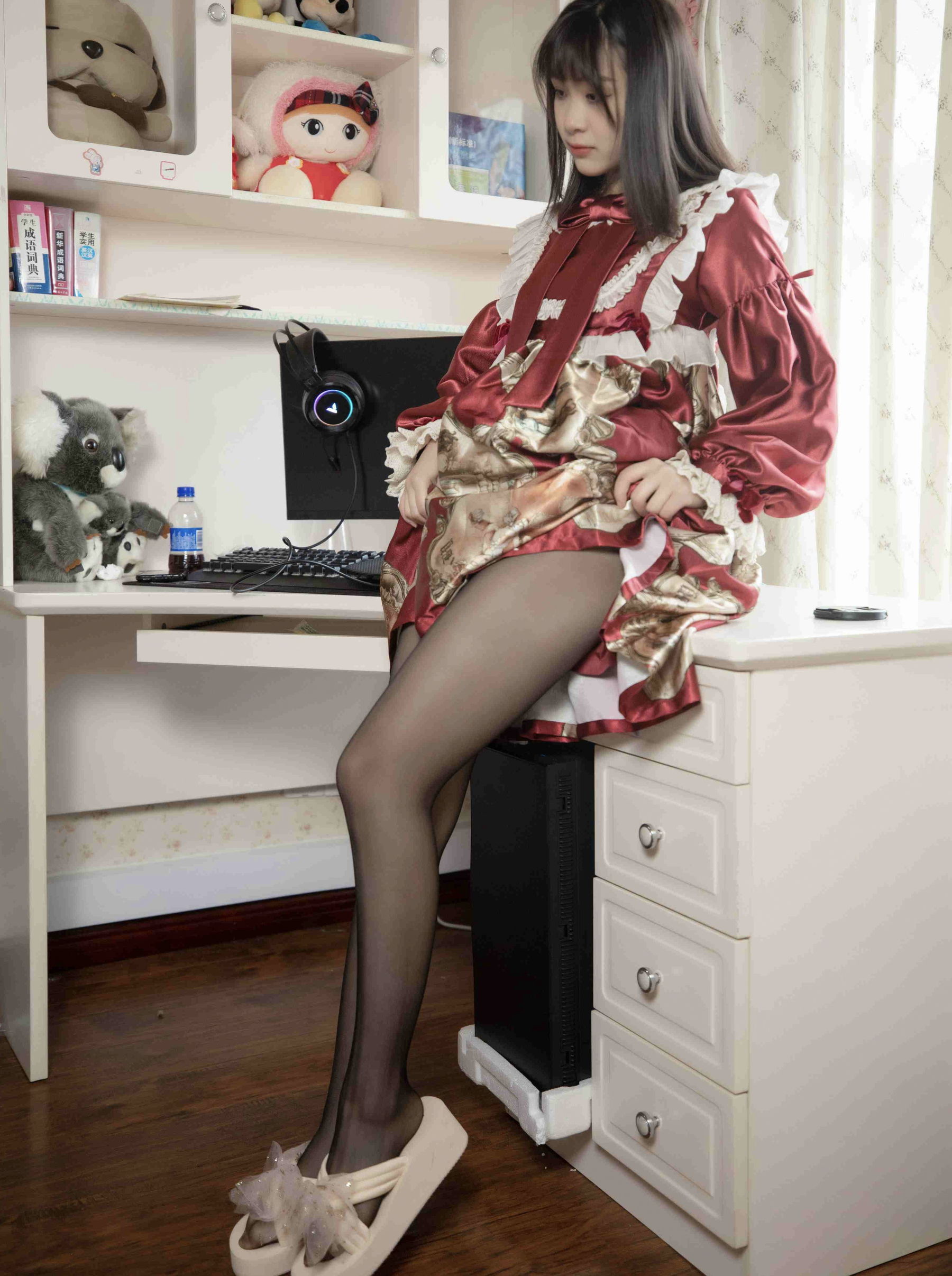 幻琪琪 – 红色Lolita 黑丝 Cosplay-第26张
