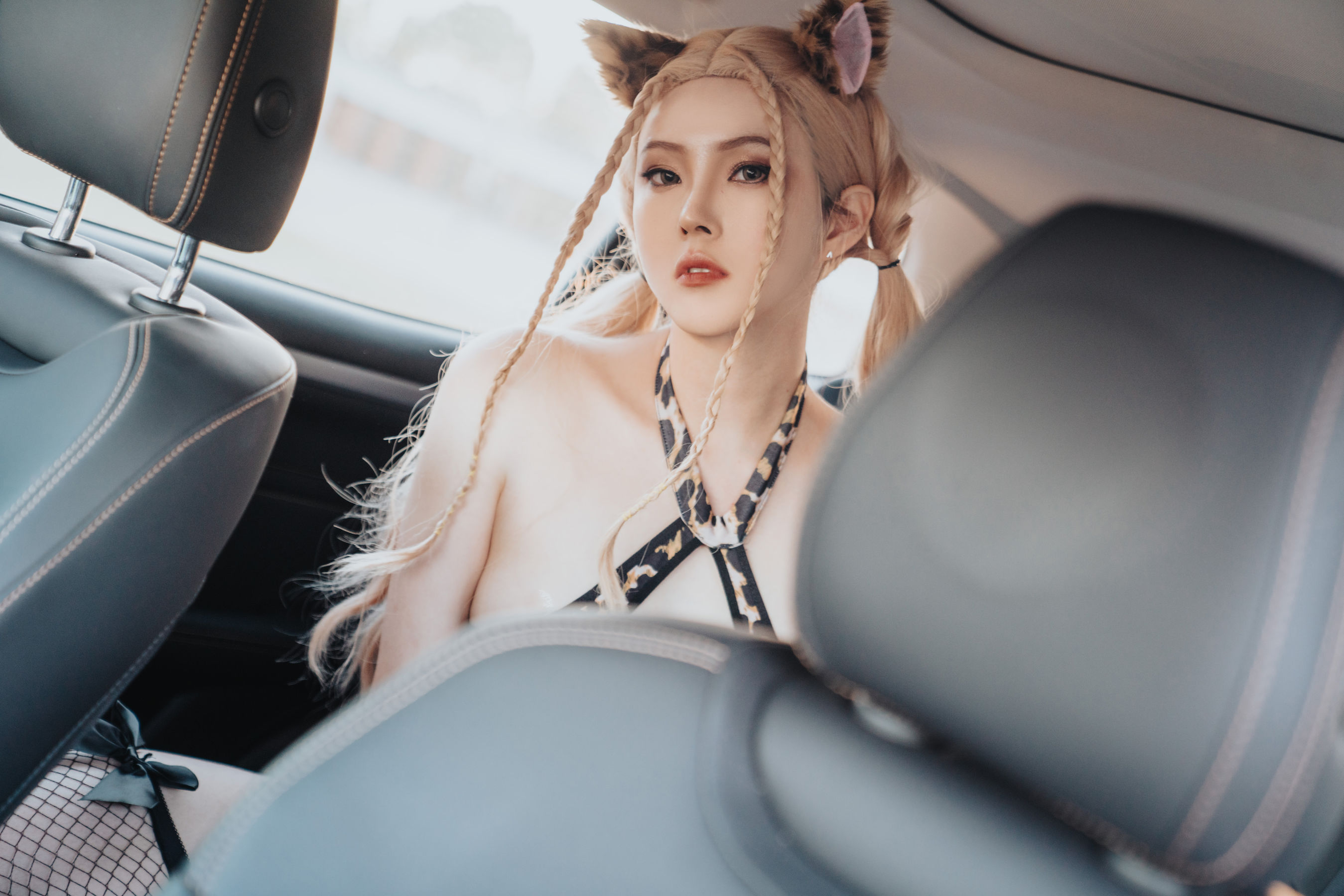 Natsuko夏夏子 豹纹X车 Cosplay-第25张