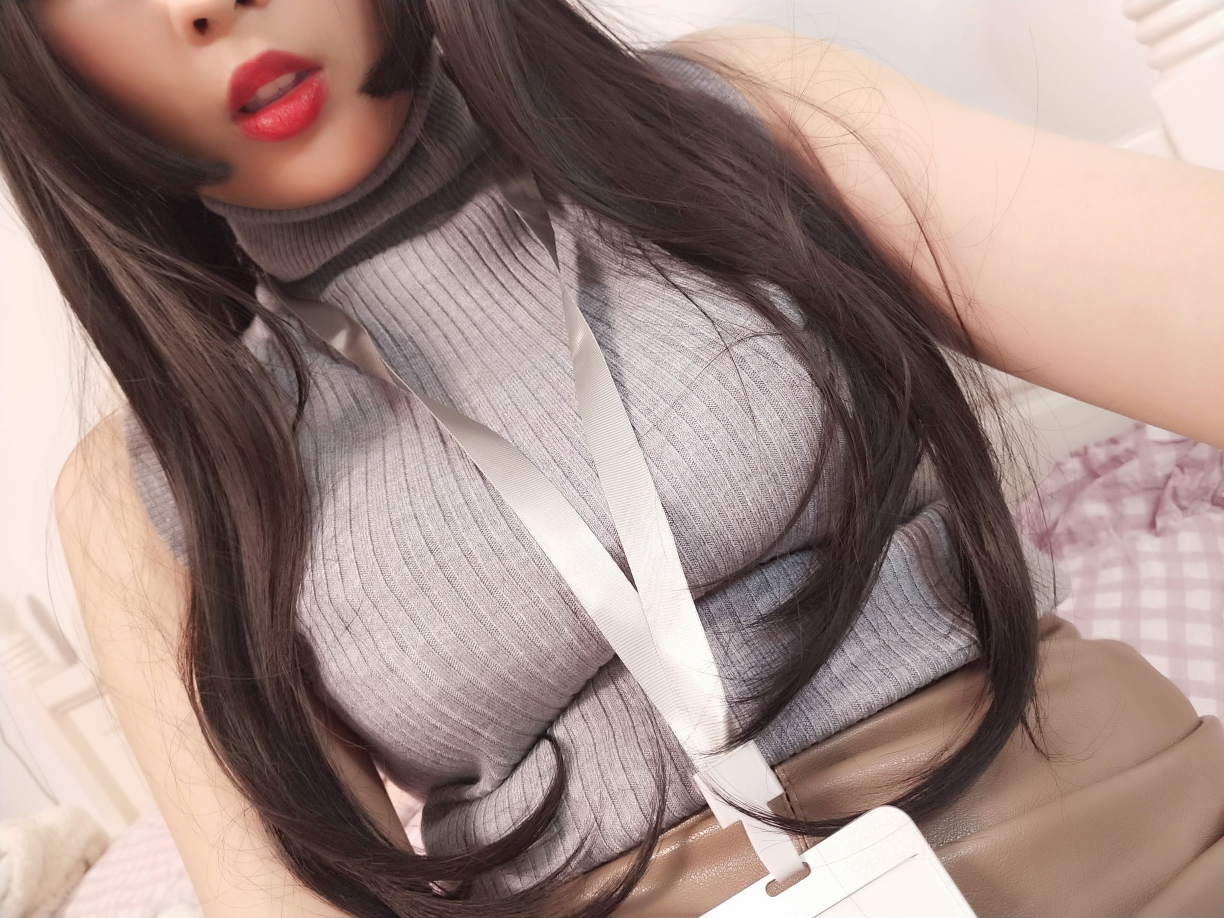 轩萧学姐 – 职场新人OL Cosplay-第1张