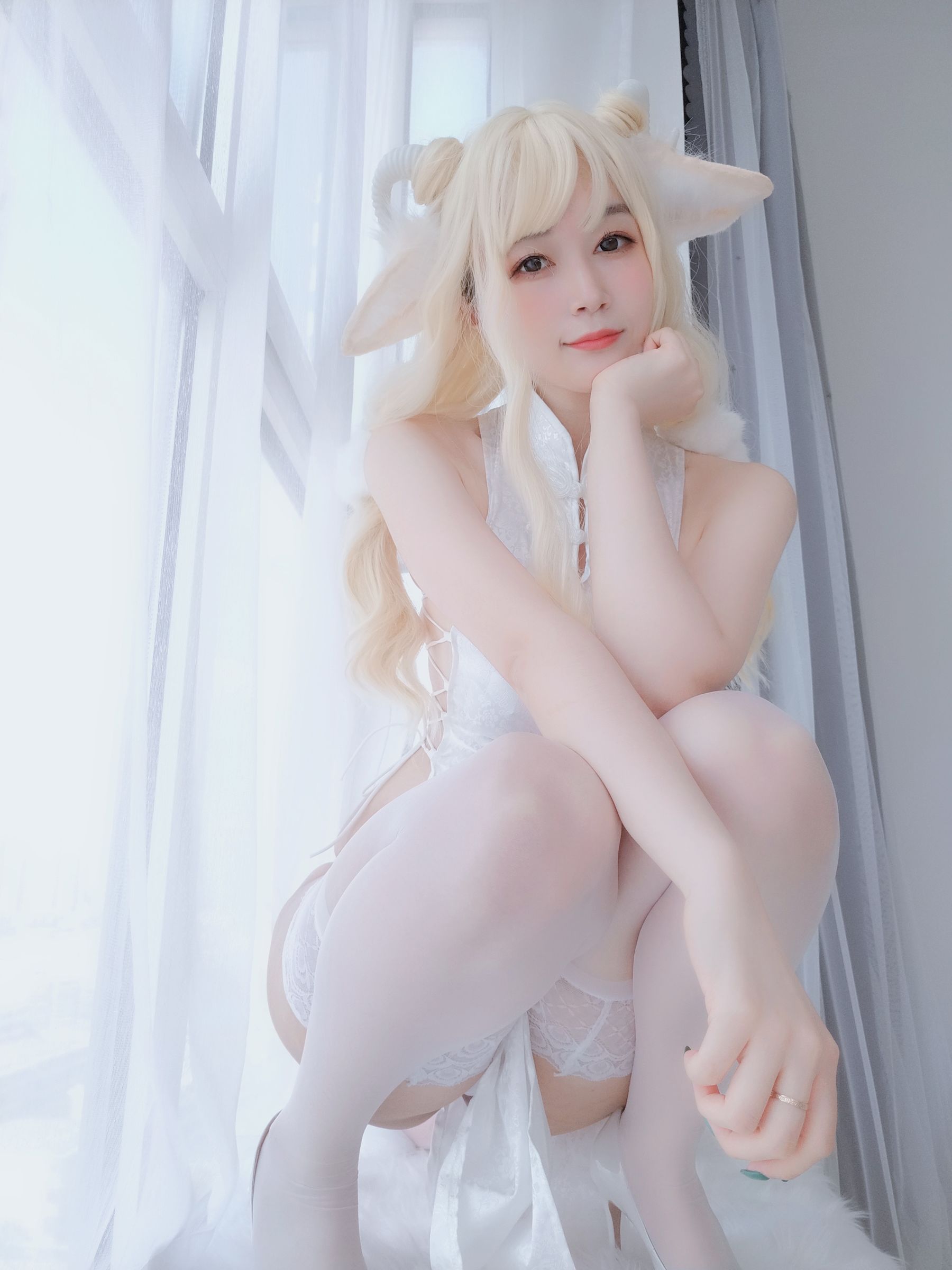 Coser小姐姐白银 – 白旗袍 Cosplay-第79张