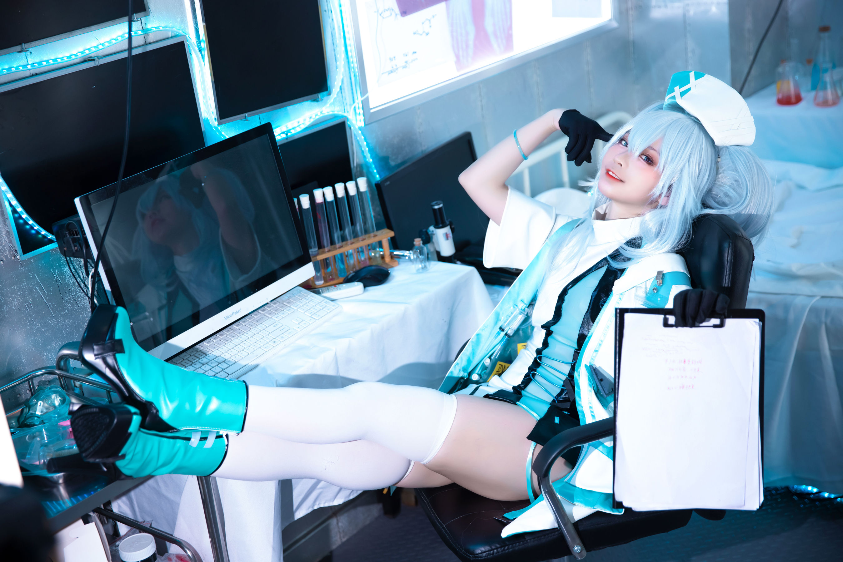 动漫博主G44不会受伤 – PA-15 芙洛伦 Cosplay-第1张