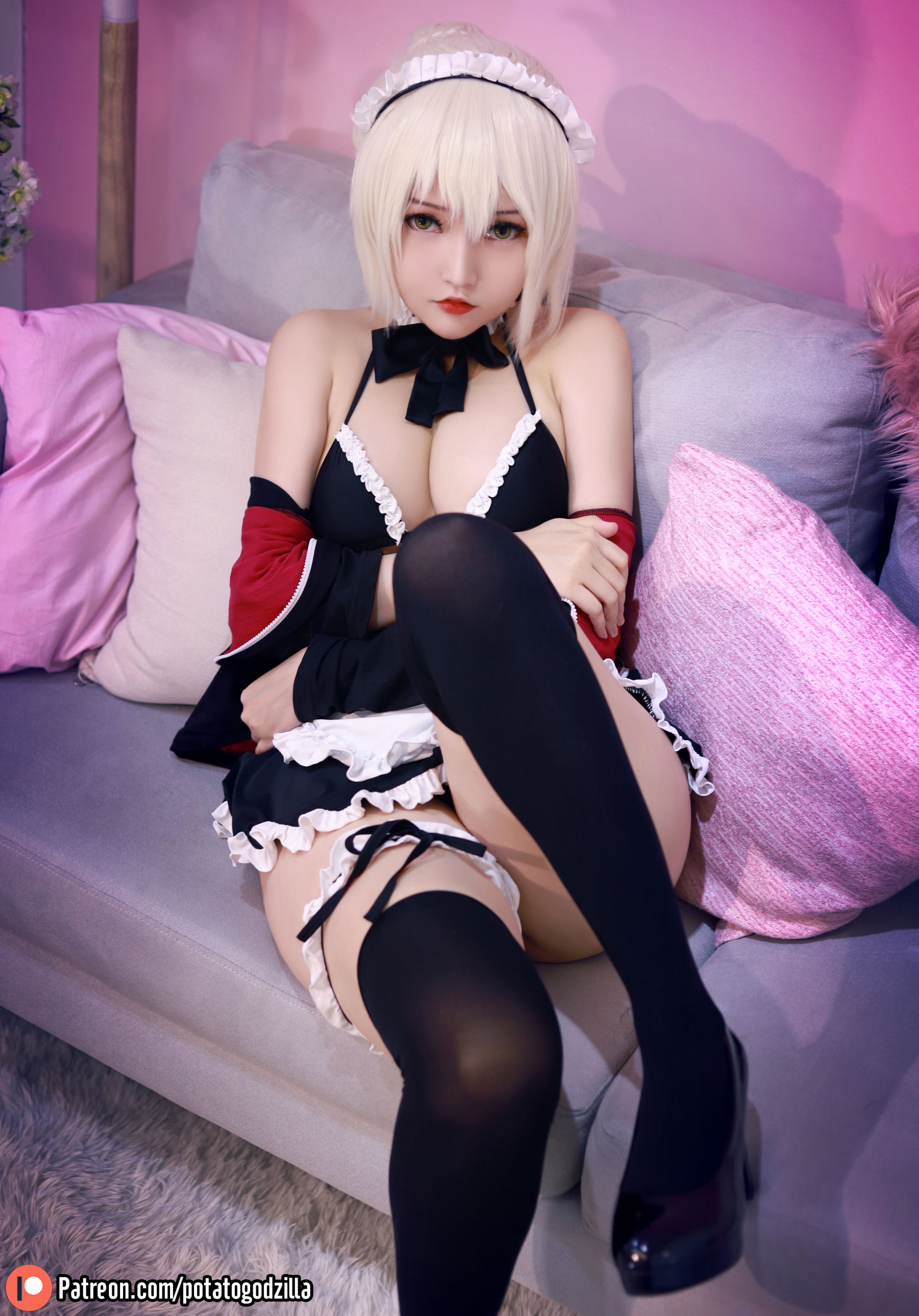 Coser小姐姐Potato Godzilla – Saber Alter Maid Cosplay-第19张