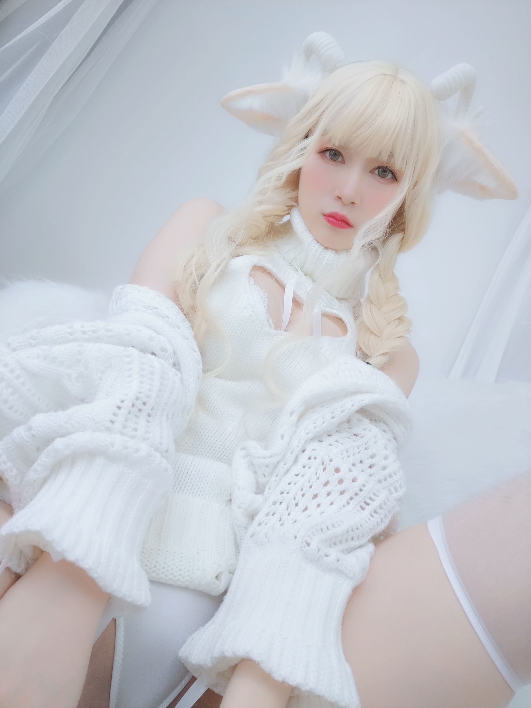 Coser小姐姐白银 – 小白羊 Cosplay-第32张