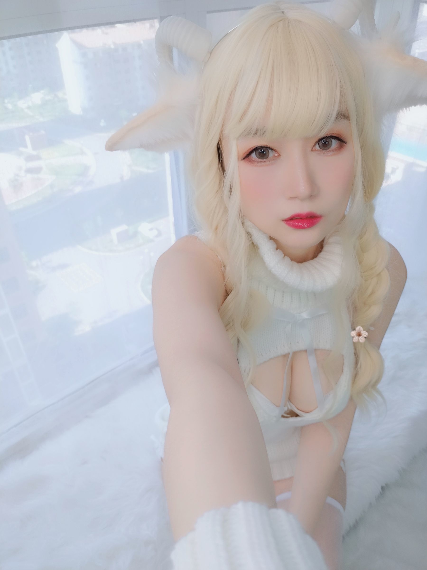 Coser小姐姐白银 – 小白羊 Cosplay-第34张