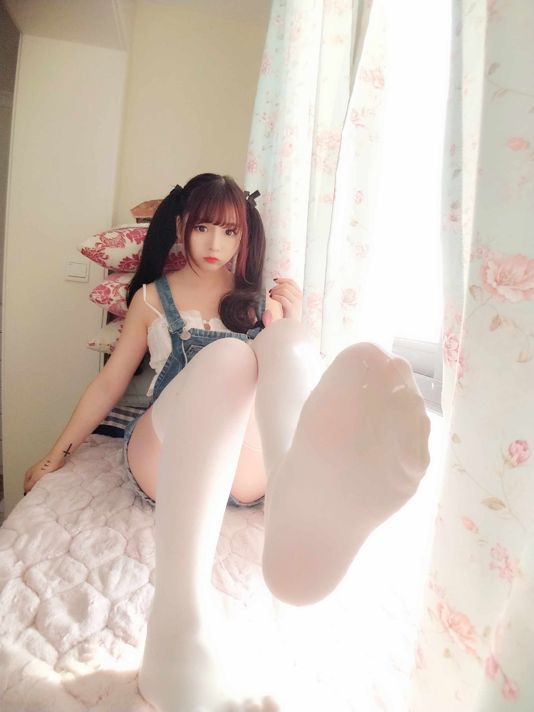 二次元美女古川kagura 牛仔吊带短裤 Cosplay-第15张