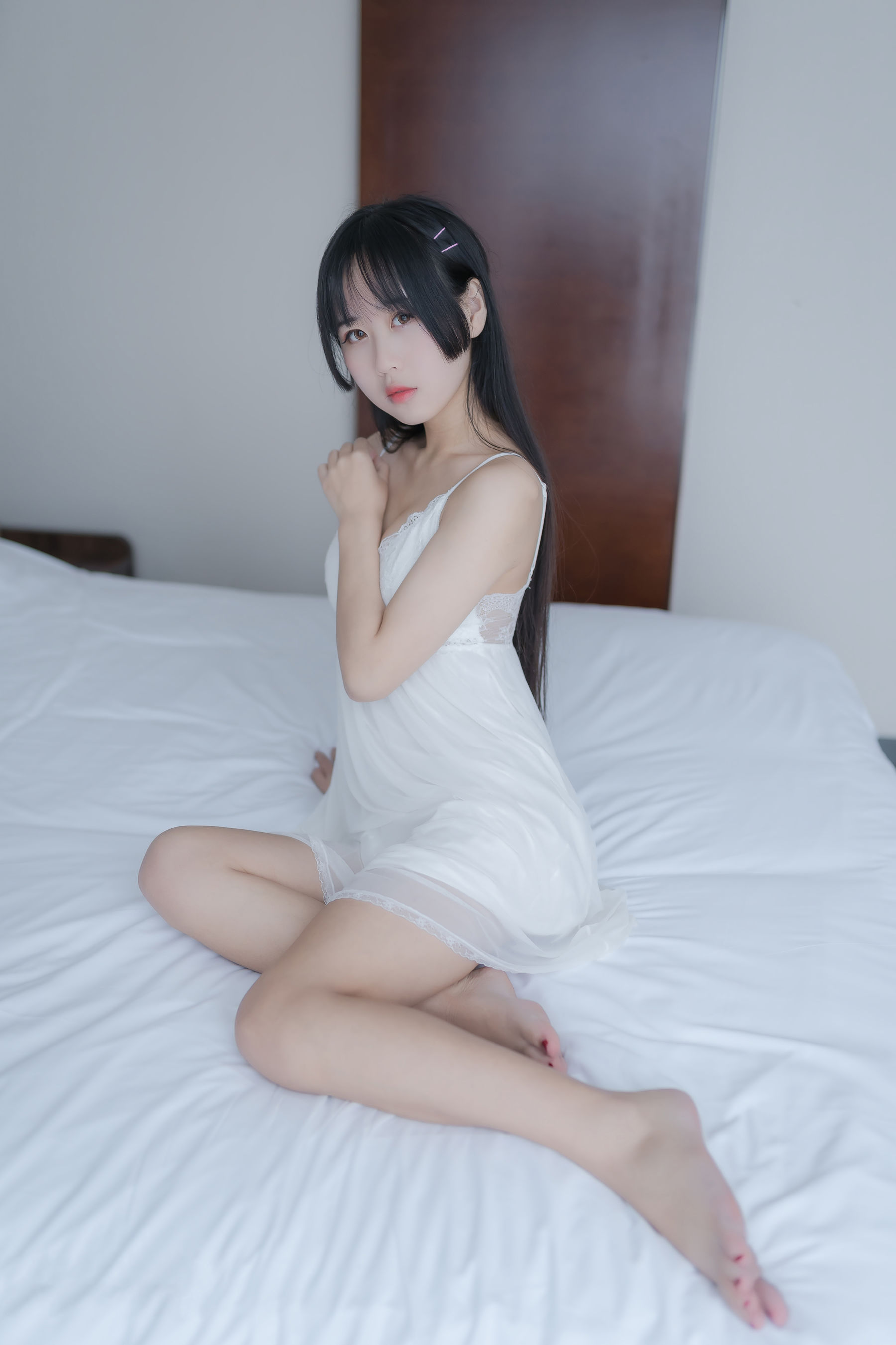 阳光美少女萌芽儿o0 白色私房 Cosplay-第1张