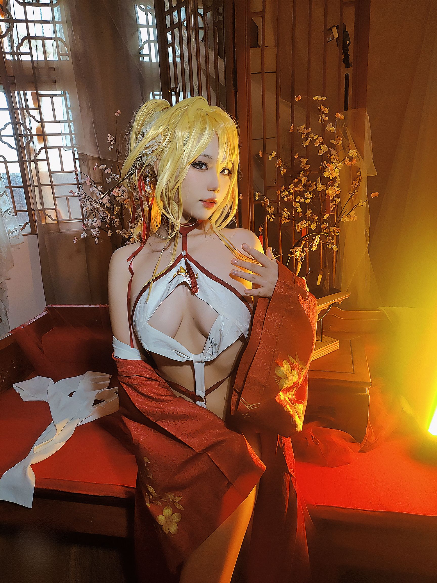 七七娜娜子 – 光荣新年 Cosplay-第24张