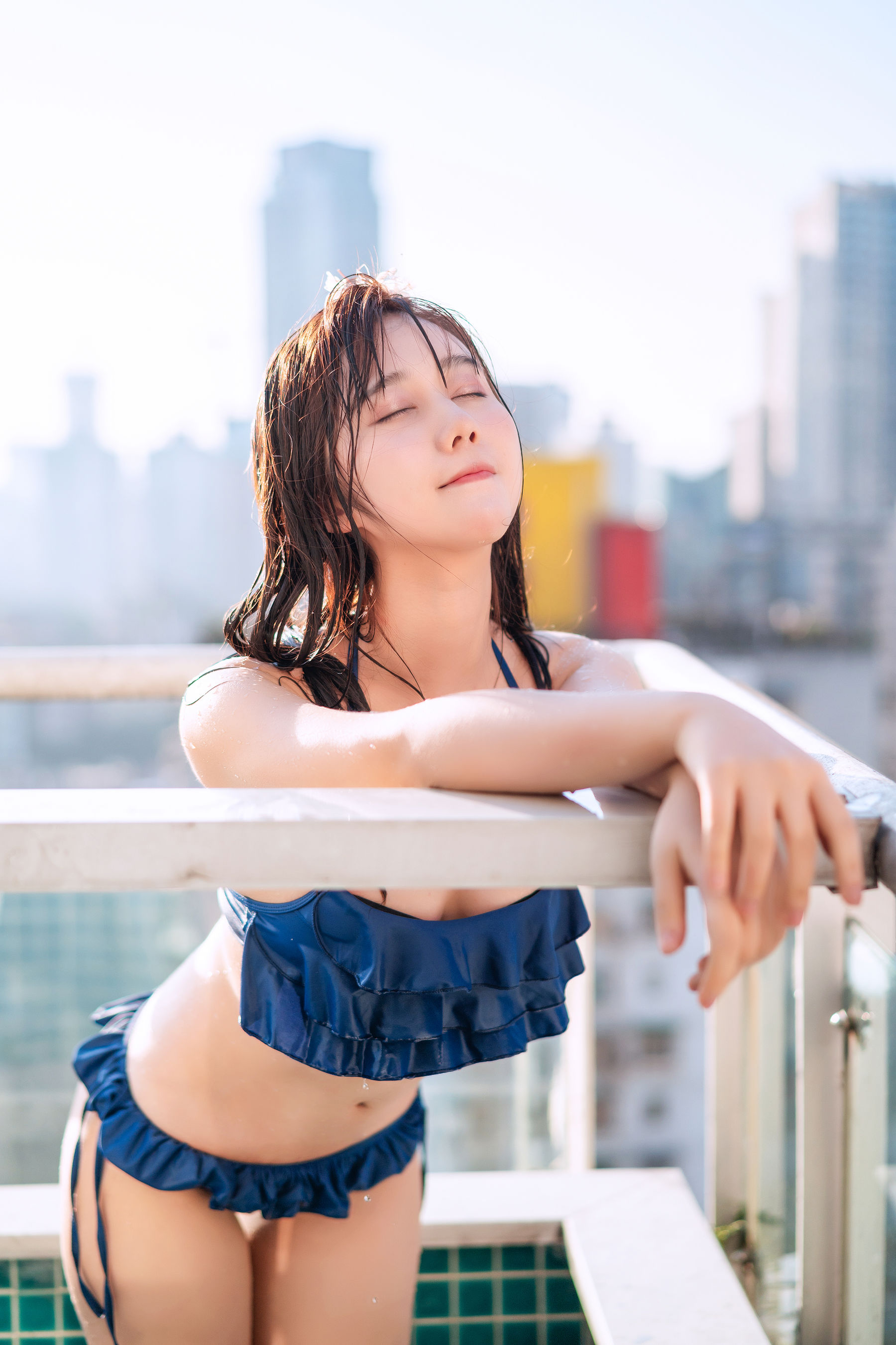微博福利姬镜酱 私奔之泳衣 Cosplay-第45张
