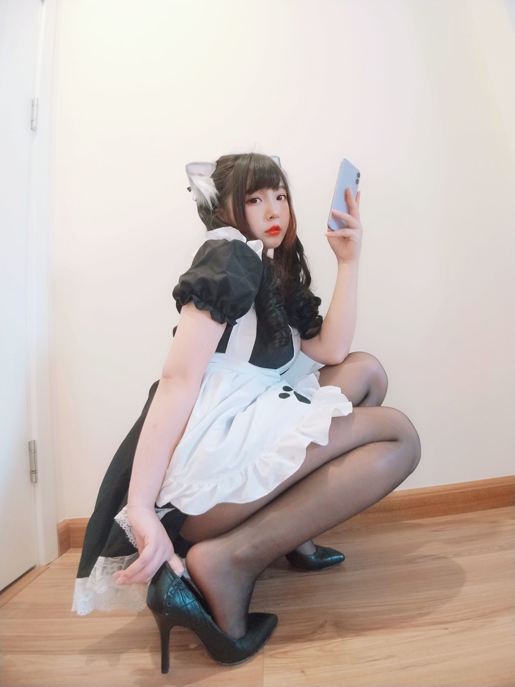 二次元美女古川kagura – 黑丝开胸 猫耳女仆 Cosplay-第36张