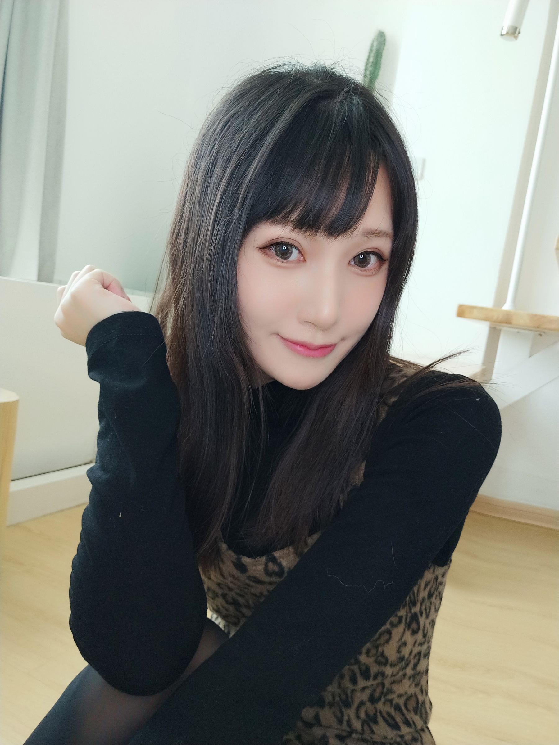 木之本果 – 豹纹常服 Cosplay-第1张