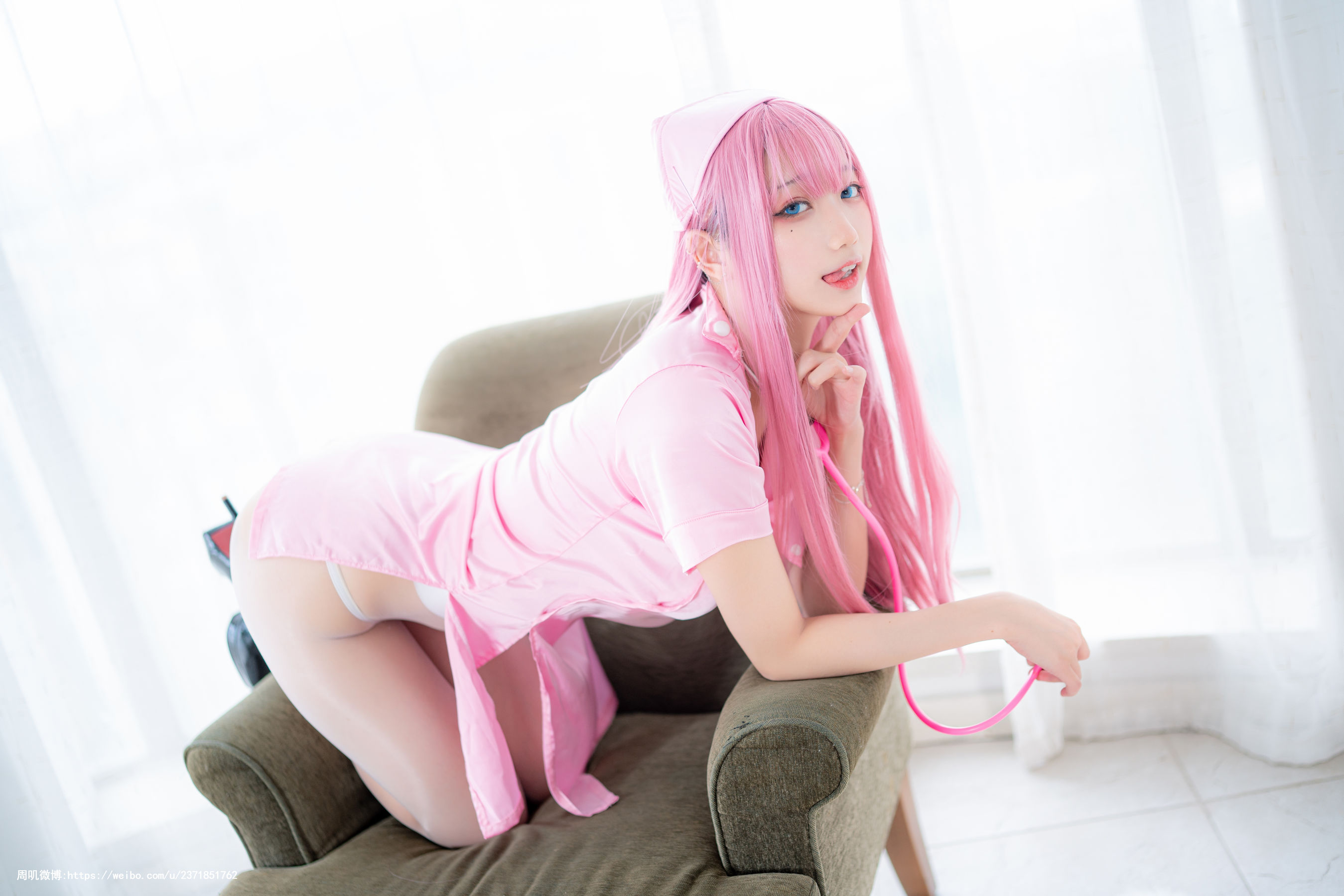 皮皮奶可可爱了啦周叽是可爱兔兔 – 粉蓝护士 Cosplay-第24张