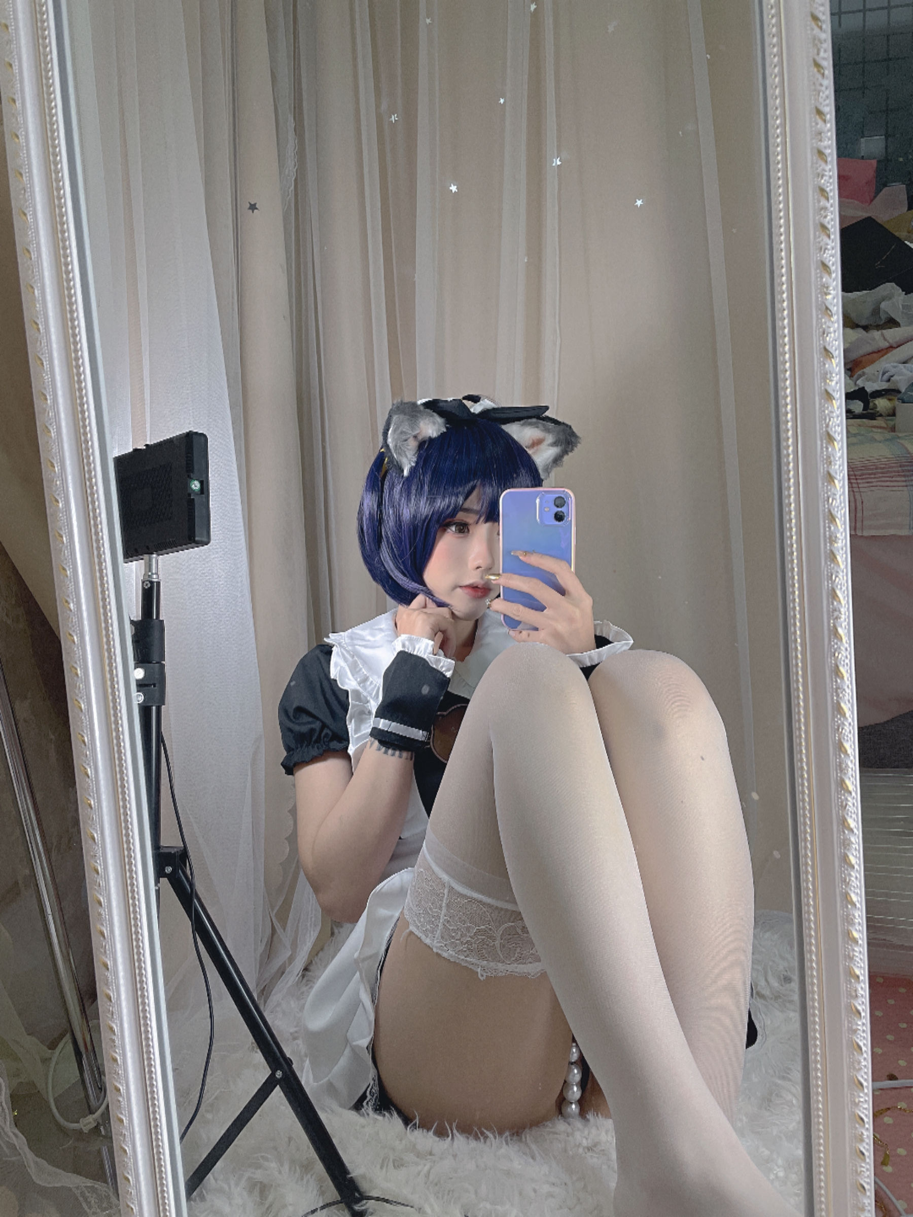 钛合金大粑粑 – 女仆自拍 Cosplay-第1张