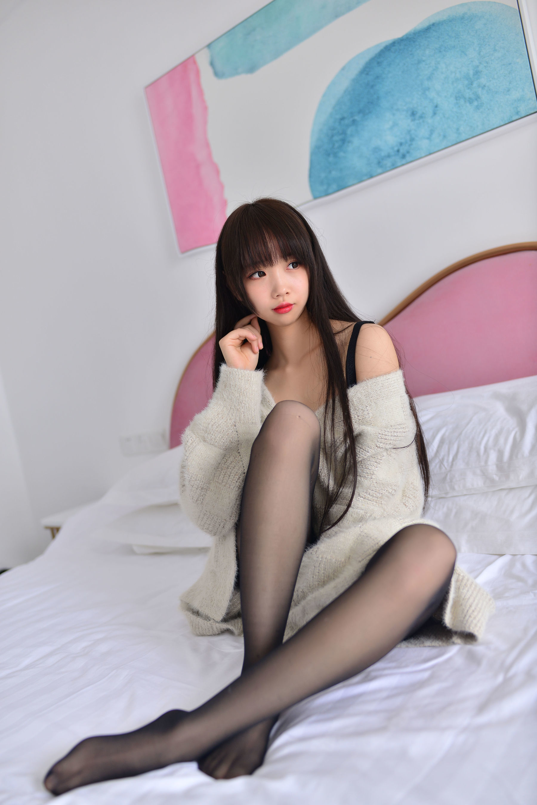 [萝莉COS] 雪琪 – 毛衣少女 Cosplay-第18张