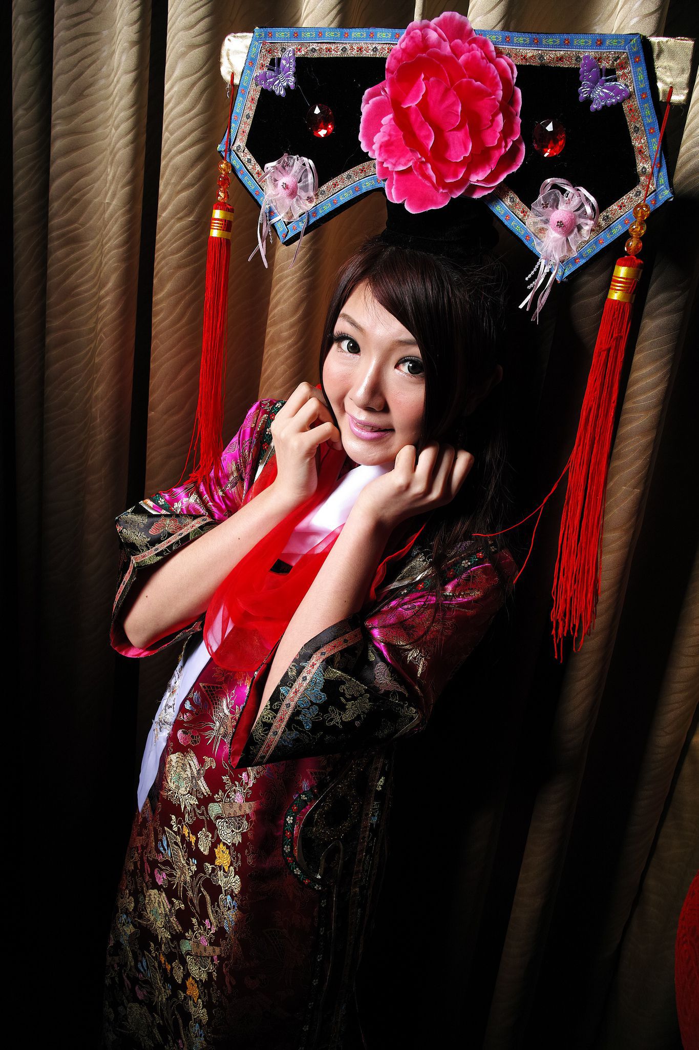 Winnie小雪、小羽《新春拜年 甄嬛格格》 Cosplay-第4张