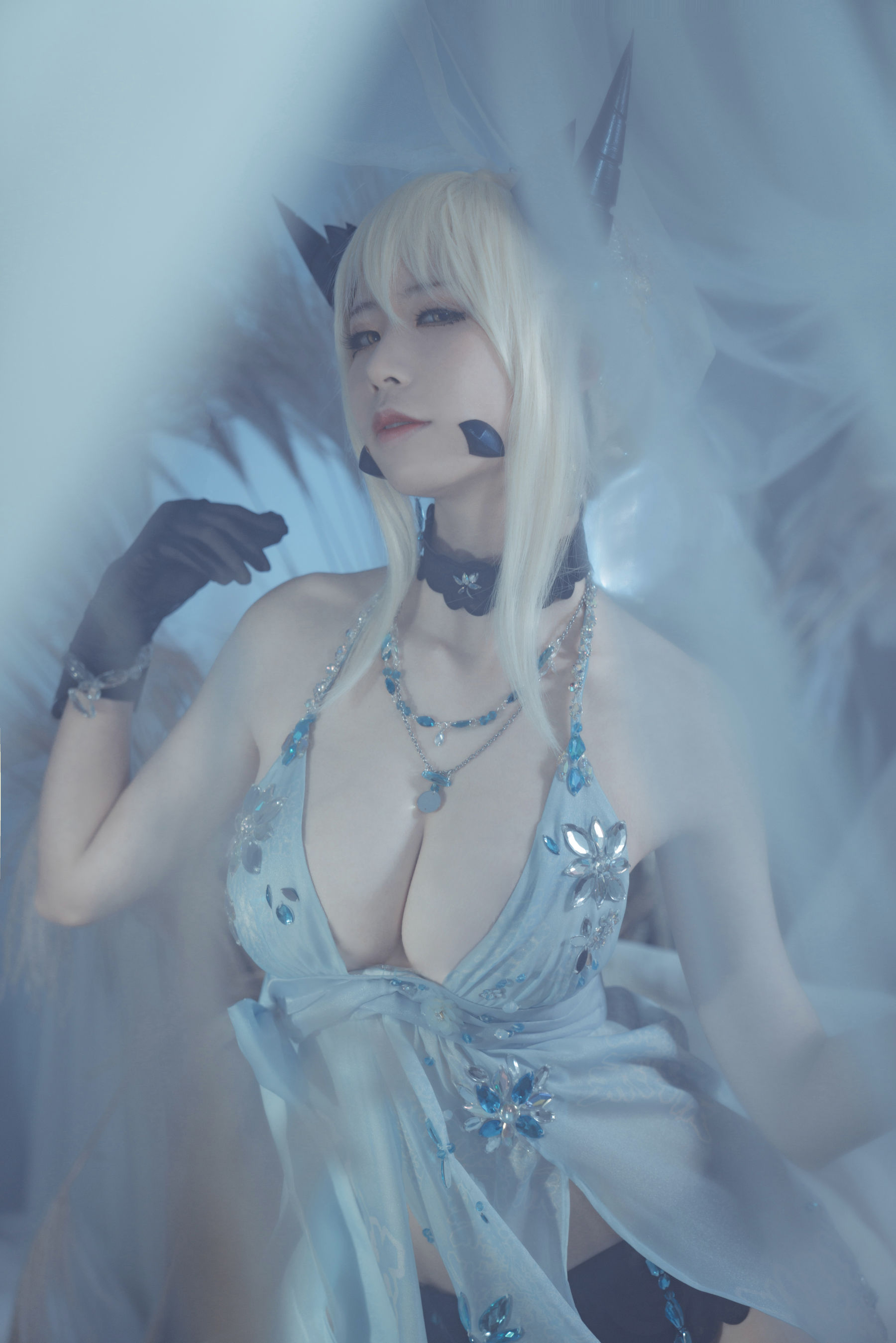 动漫博主爱老师_PhD 黑枪呆 皇室糖霜 Cosplay-第1张