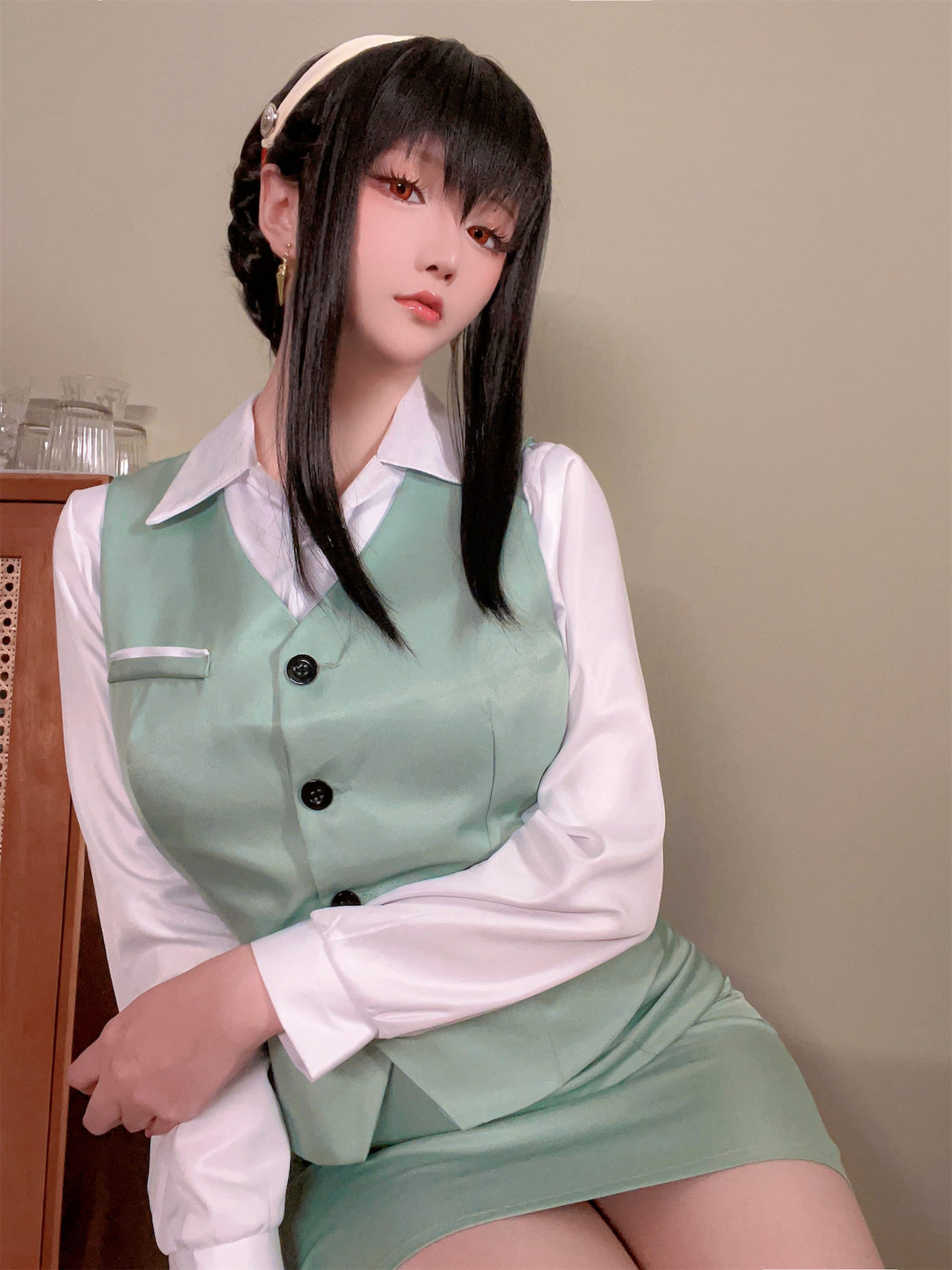 Coser小姐姐星之迟迟 – 圣诞节 约尔 OL制服 Cosplay-第22张