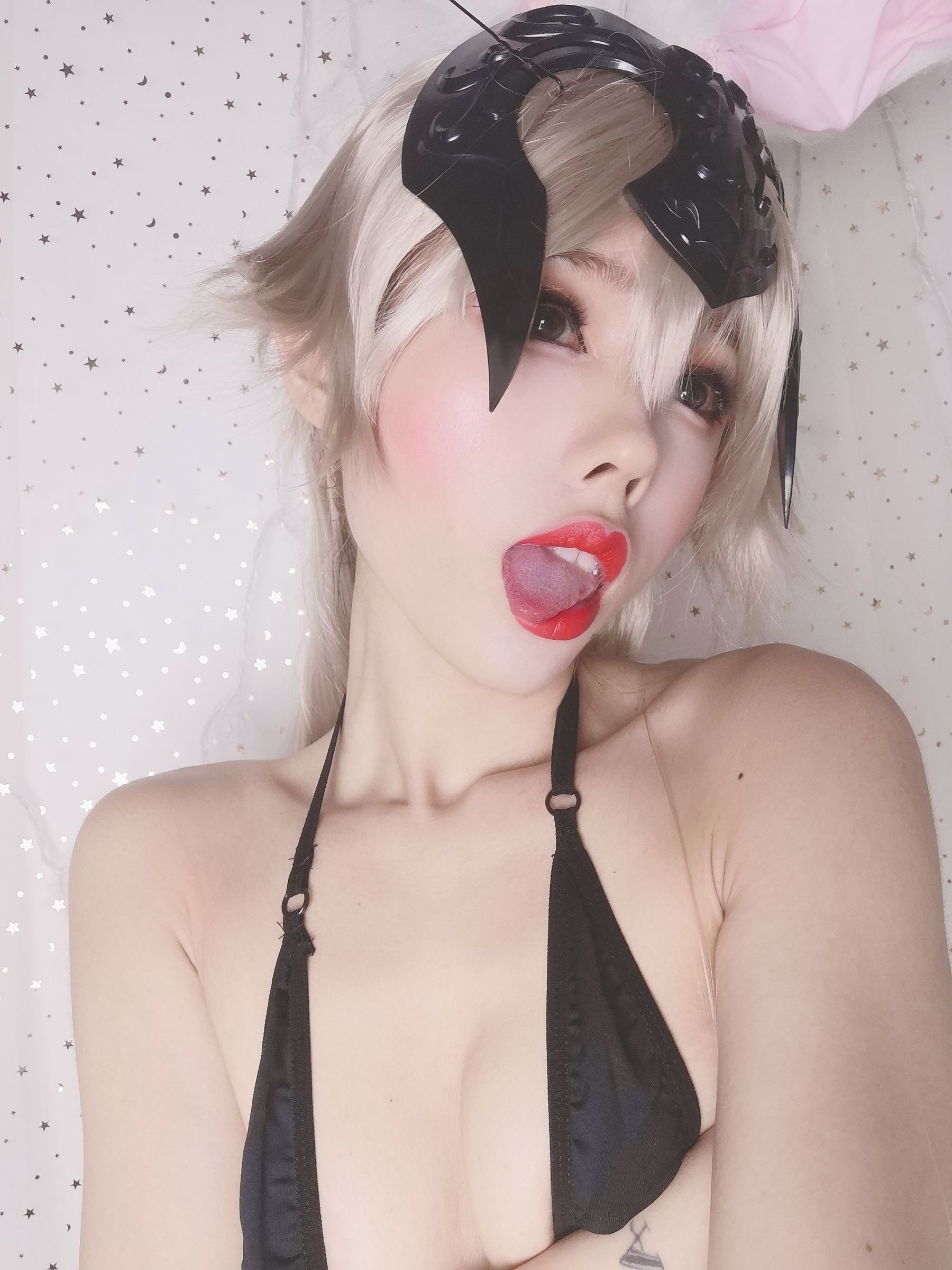 钛合金大粑粑 – 黑贞兔兔 Cosplay-第4张
