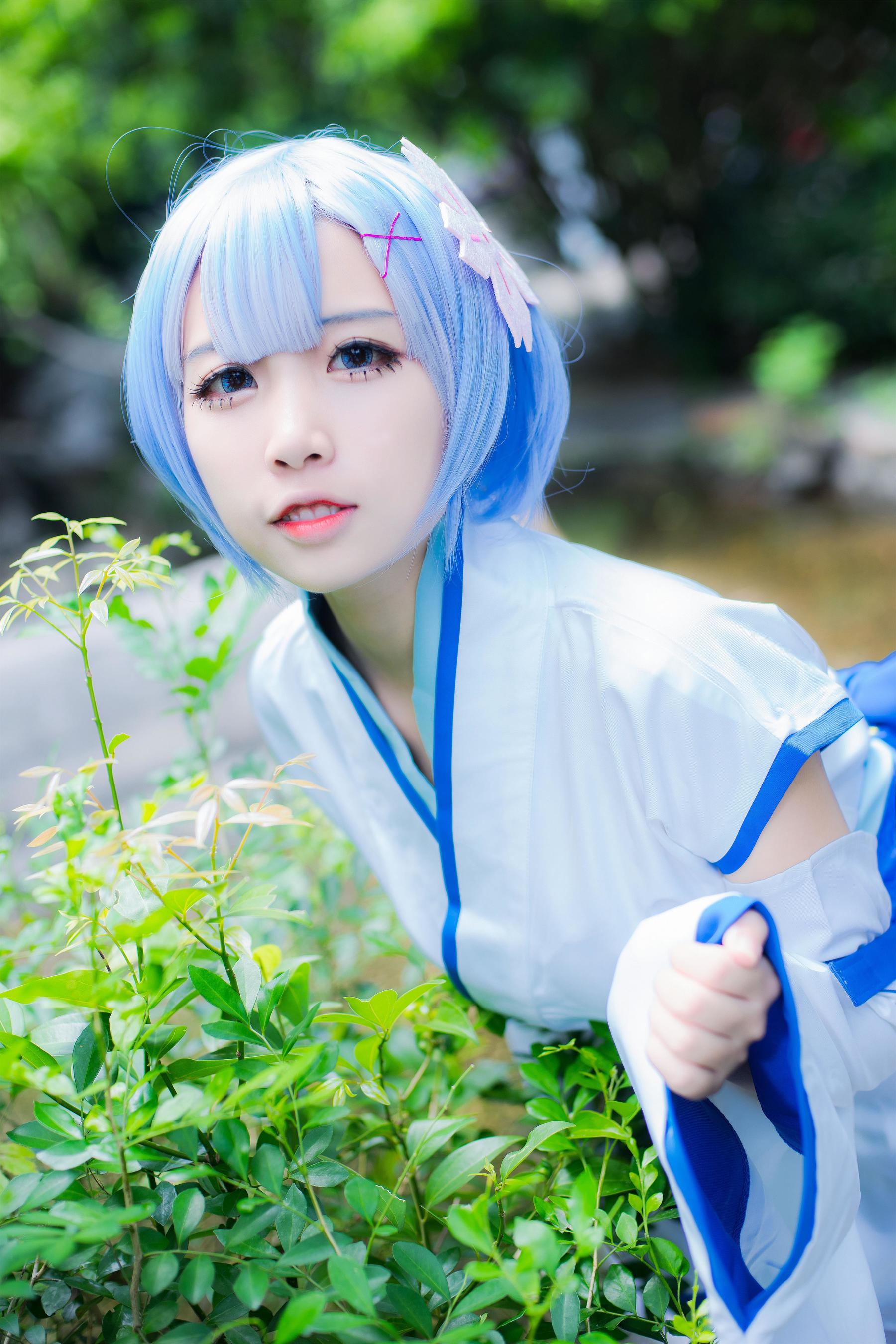 [Cosplay写真] 人气Coser二佐Nisa – 蕾姆幼年 Cosplay-第1张