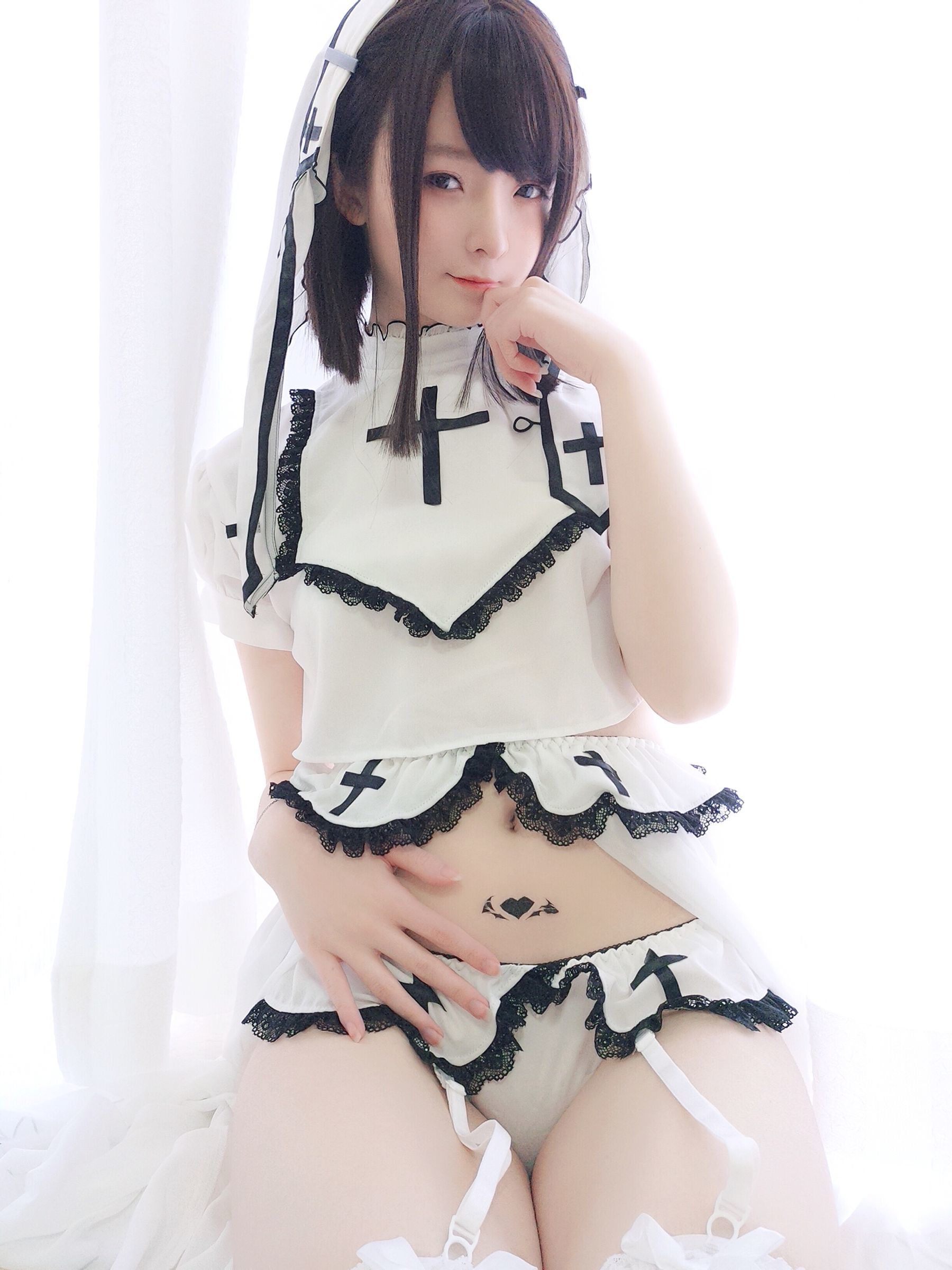 [萝莉COS] 一小央泽 – 白修女 Cosplay-第20张
