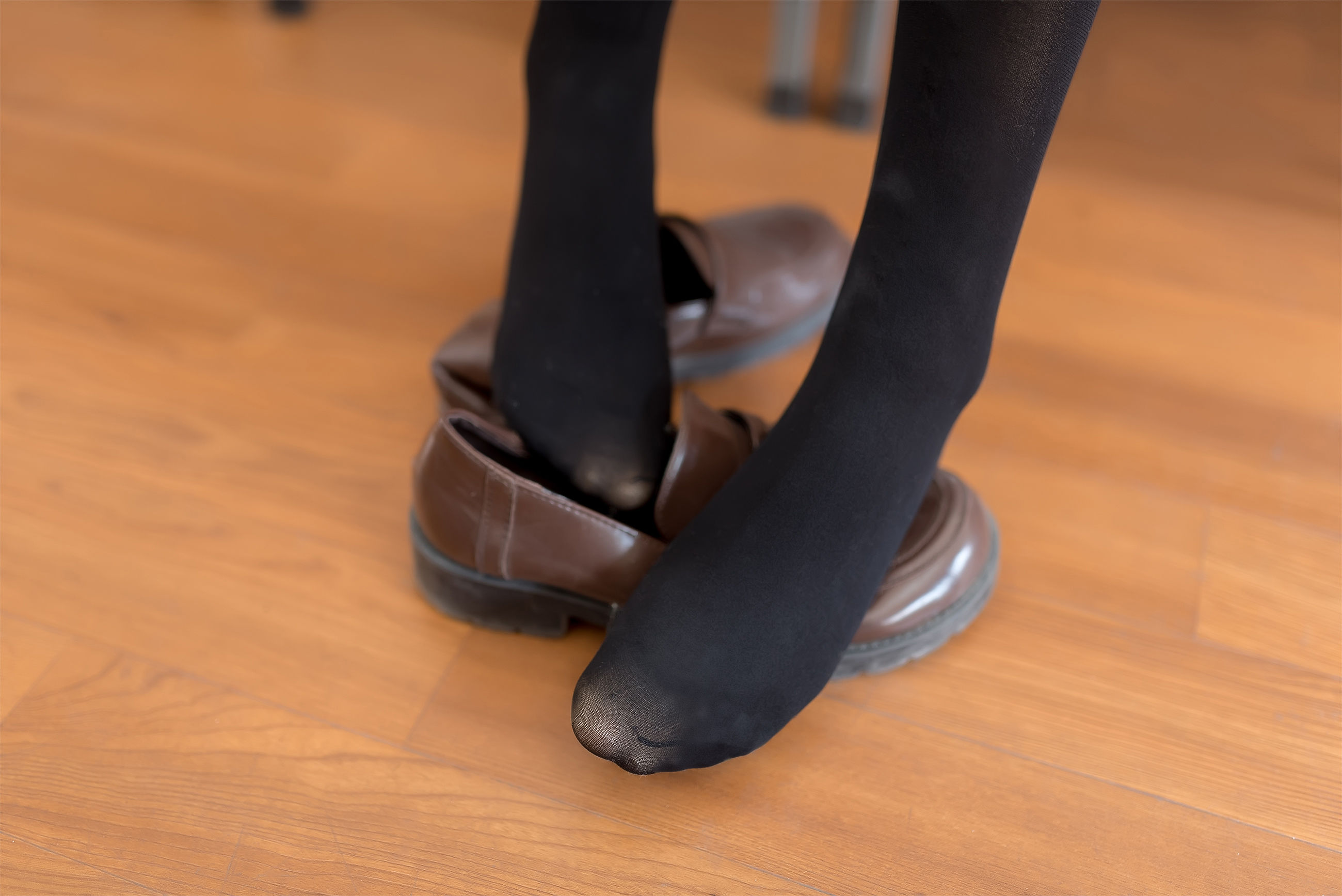 [萝莉COS] 木绵绵OwO – 西式JK Cosplay-第35张