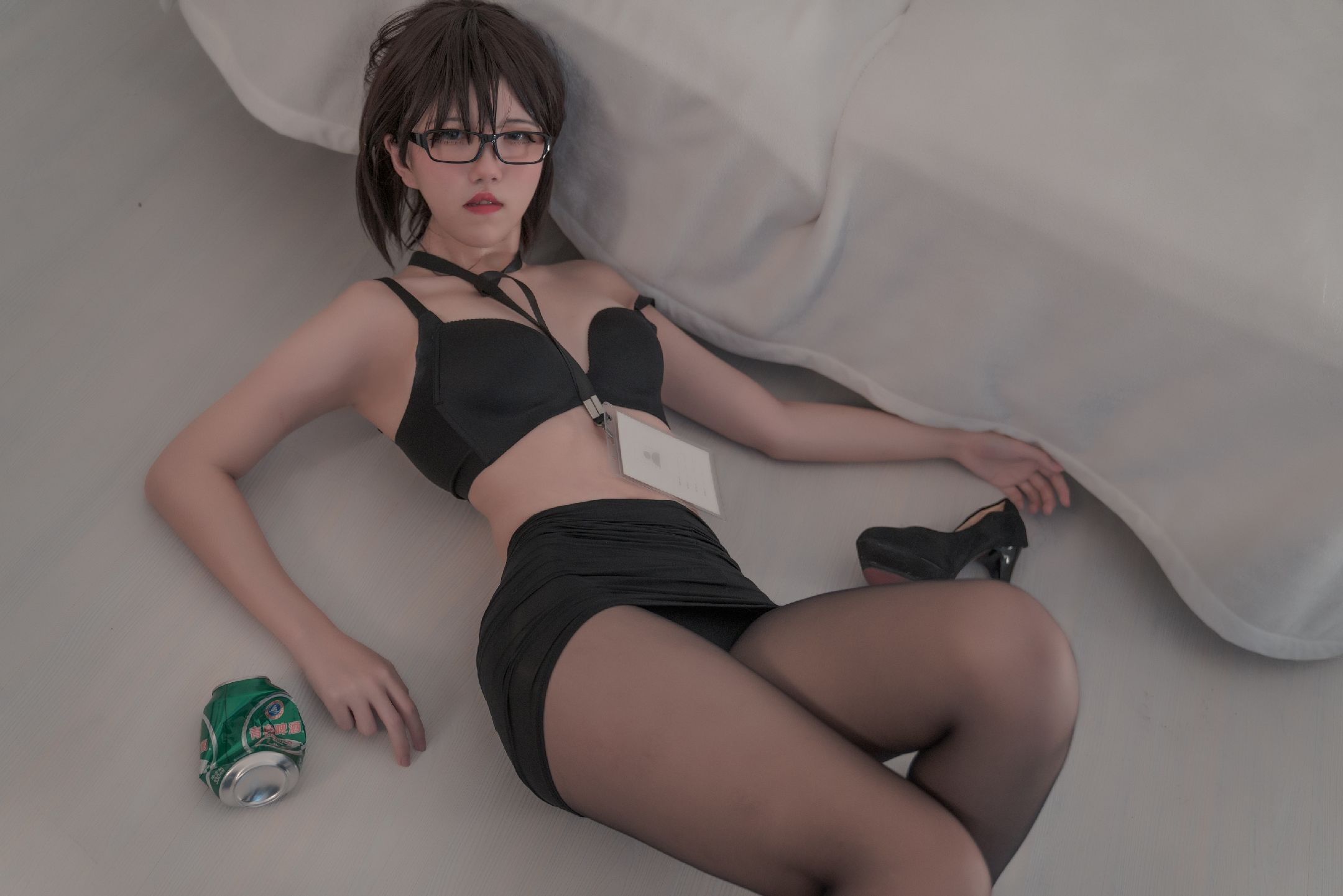 鬼马少女阿薰kaOri 黑丝OL Cosplay-第18张