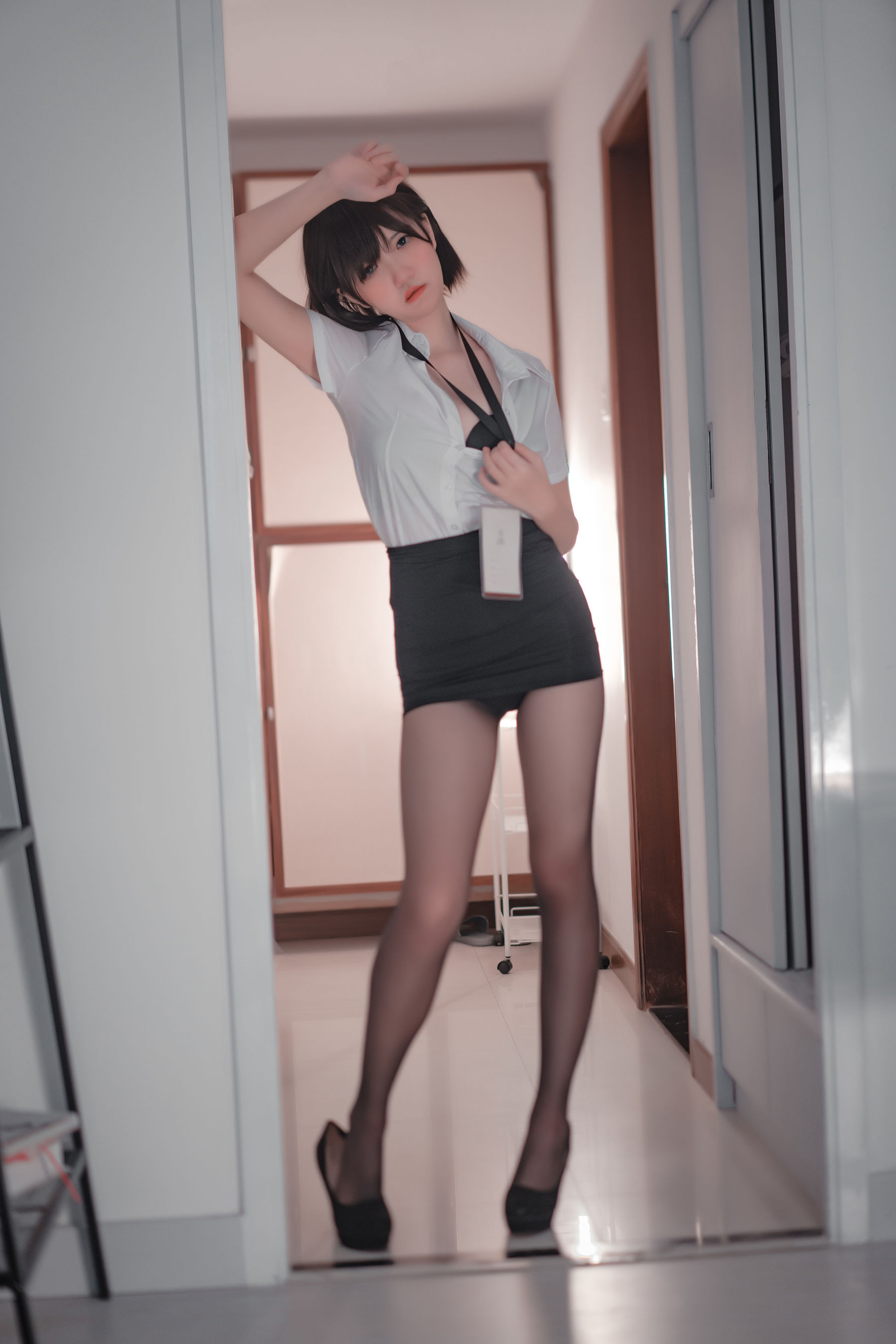 鬼马少女阿薰kaOri 黑丝OL Cosplay-第31张