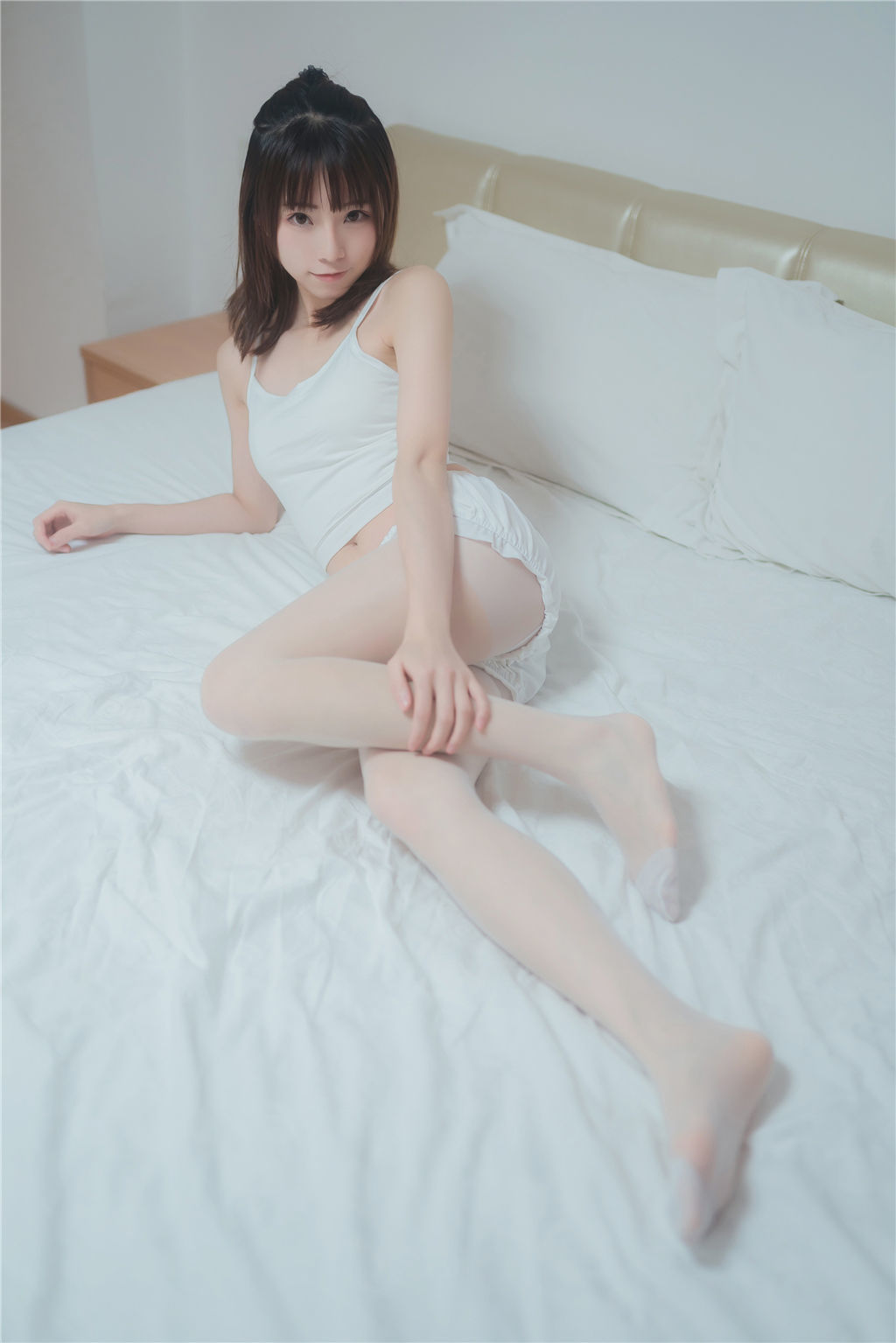动漫博主Kitaro_绮太郎 – 白丝套装 Cosplay-第29张