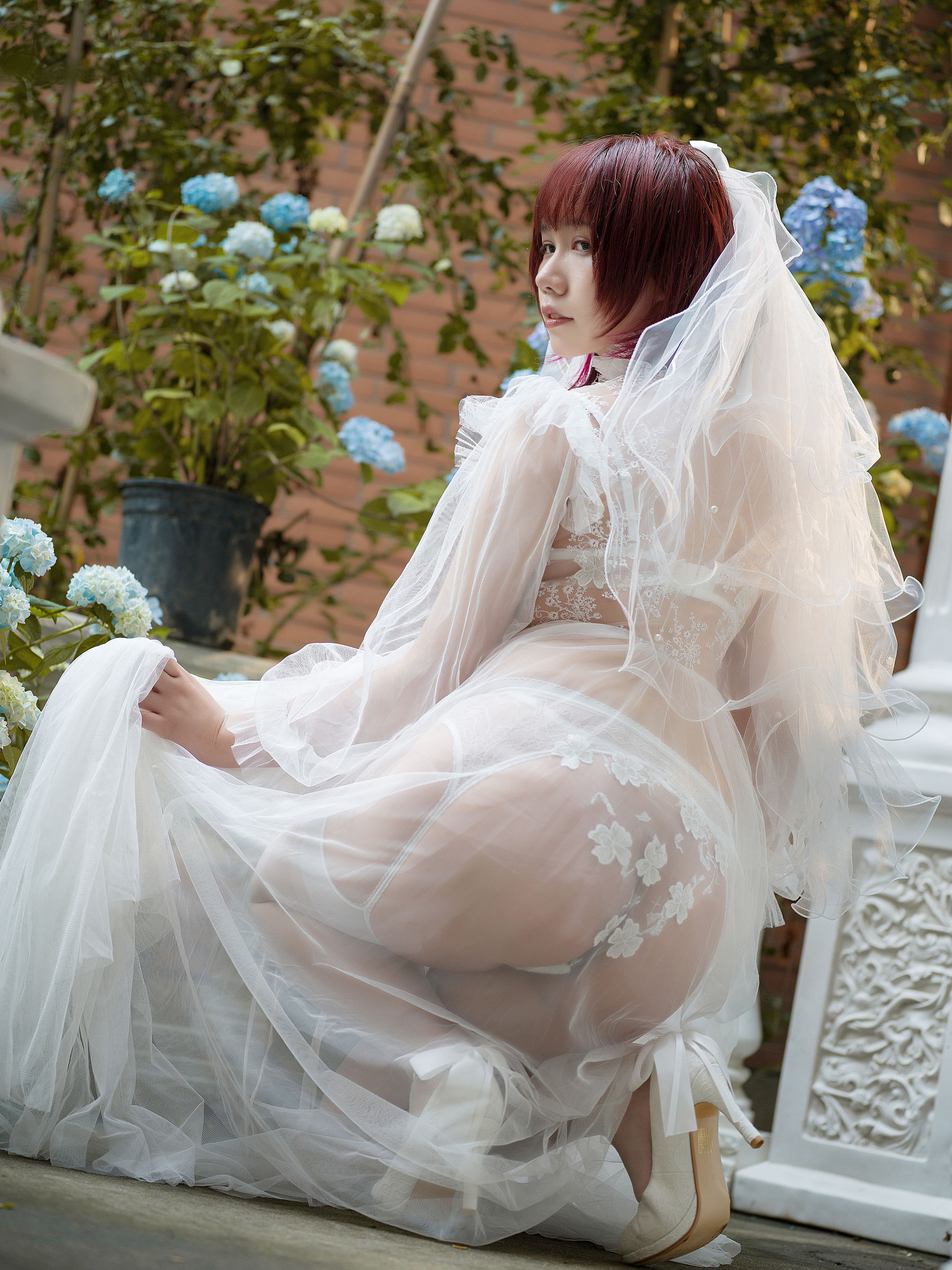 麻花麻花酱 – 黑白婚纱 Cosplay-第34张