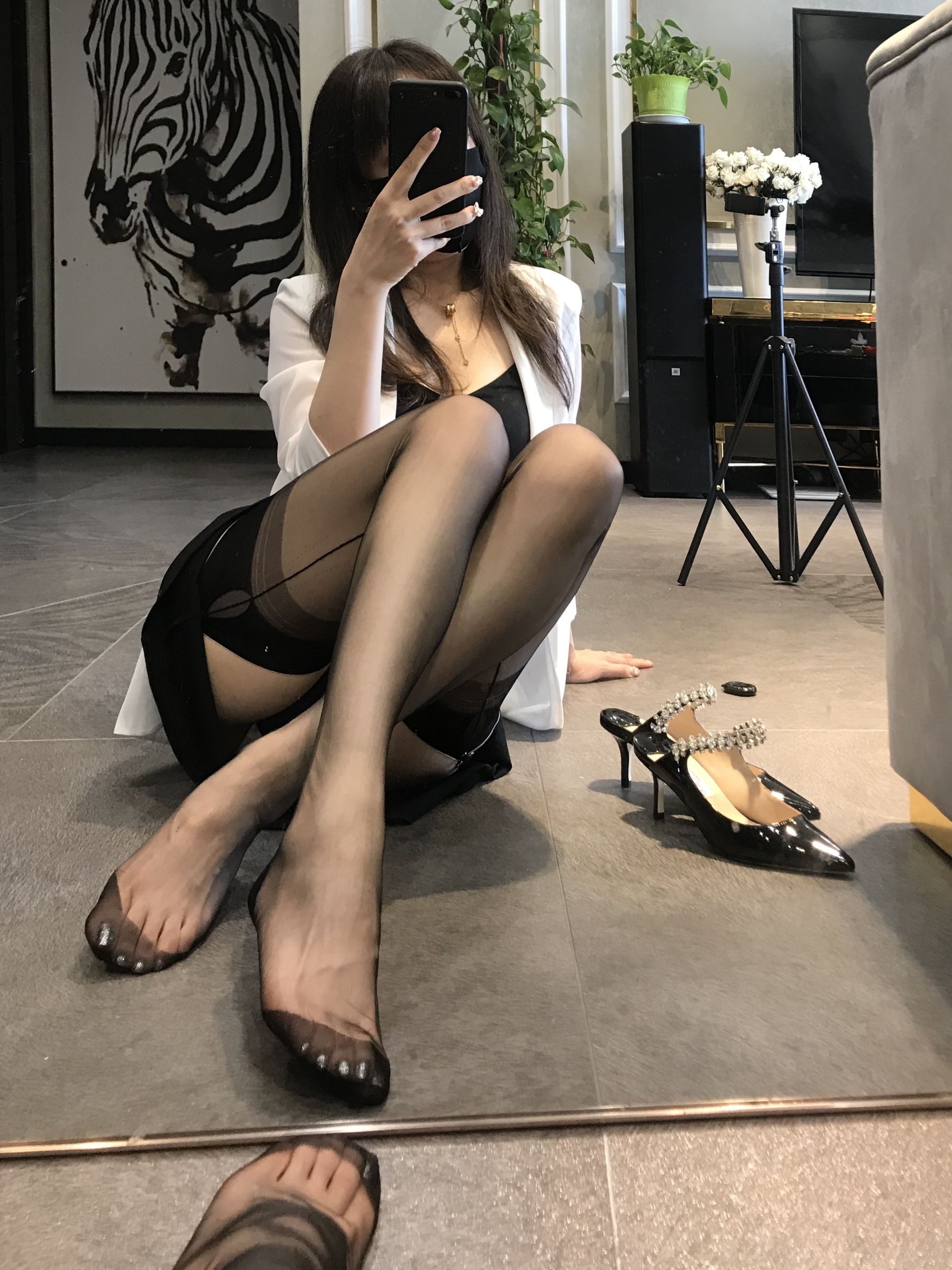 丝足博主麋鹿_Monroe 2020.07.12 黑色吊袜 Cosplay-第24张