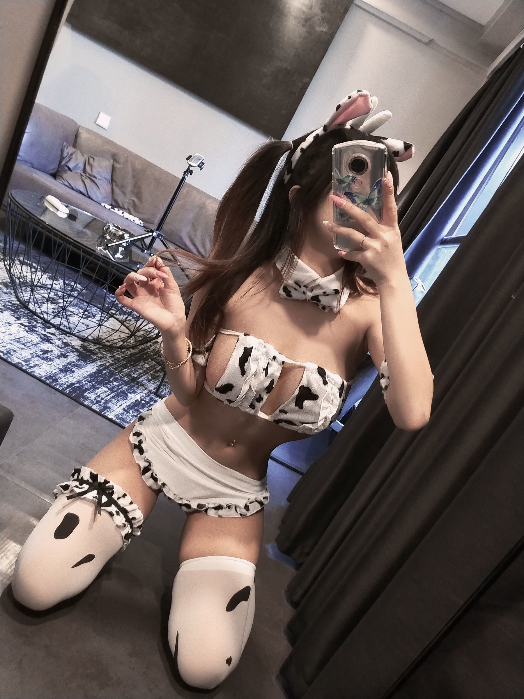 白嫩美少女鬼畜瑶 – 小奶牛 Cosplay-第1张