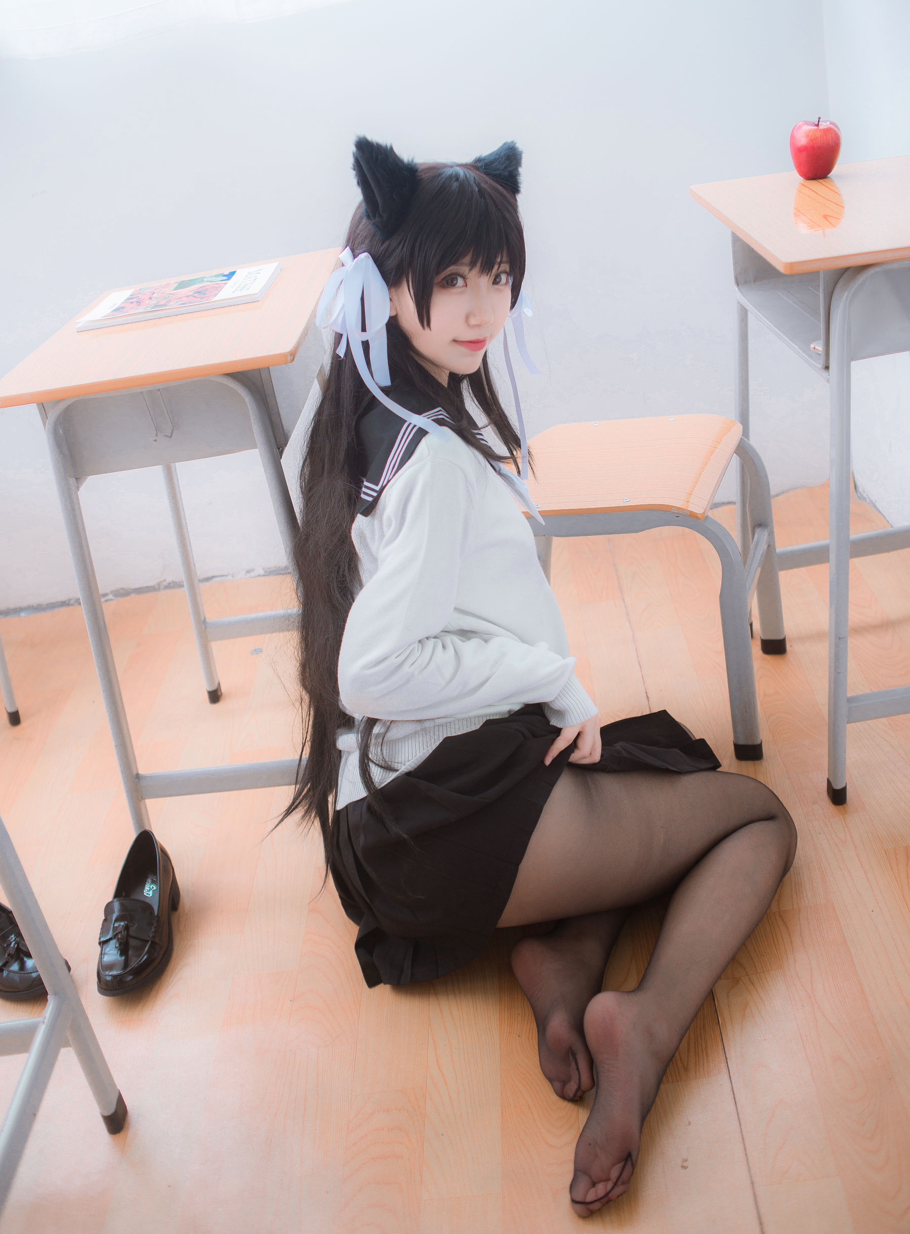 人气Coser黑川 獒犬制服 Cosplay-第19张