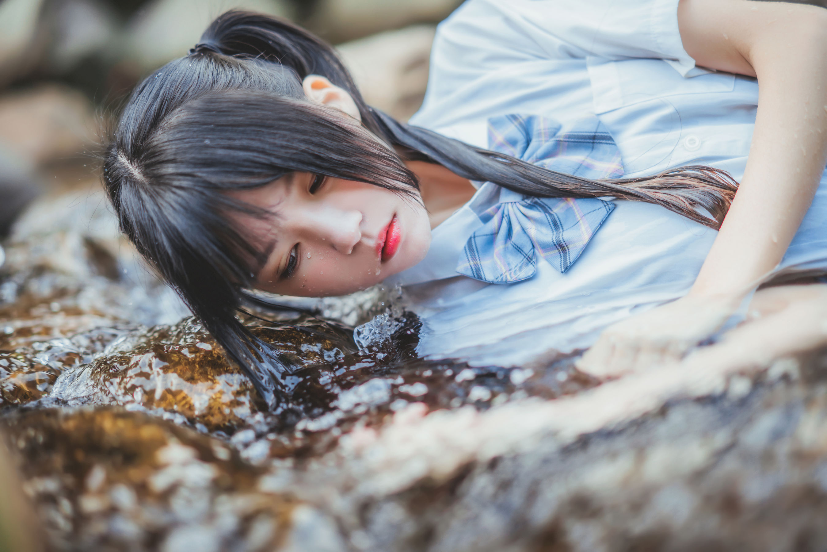 [萝莉COS] 桜桃喵《校服少女COSPLAY湿身系列》 Cosplay-第43张