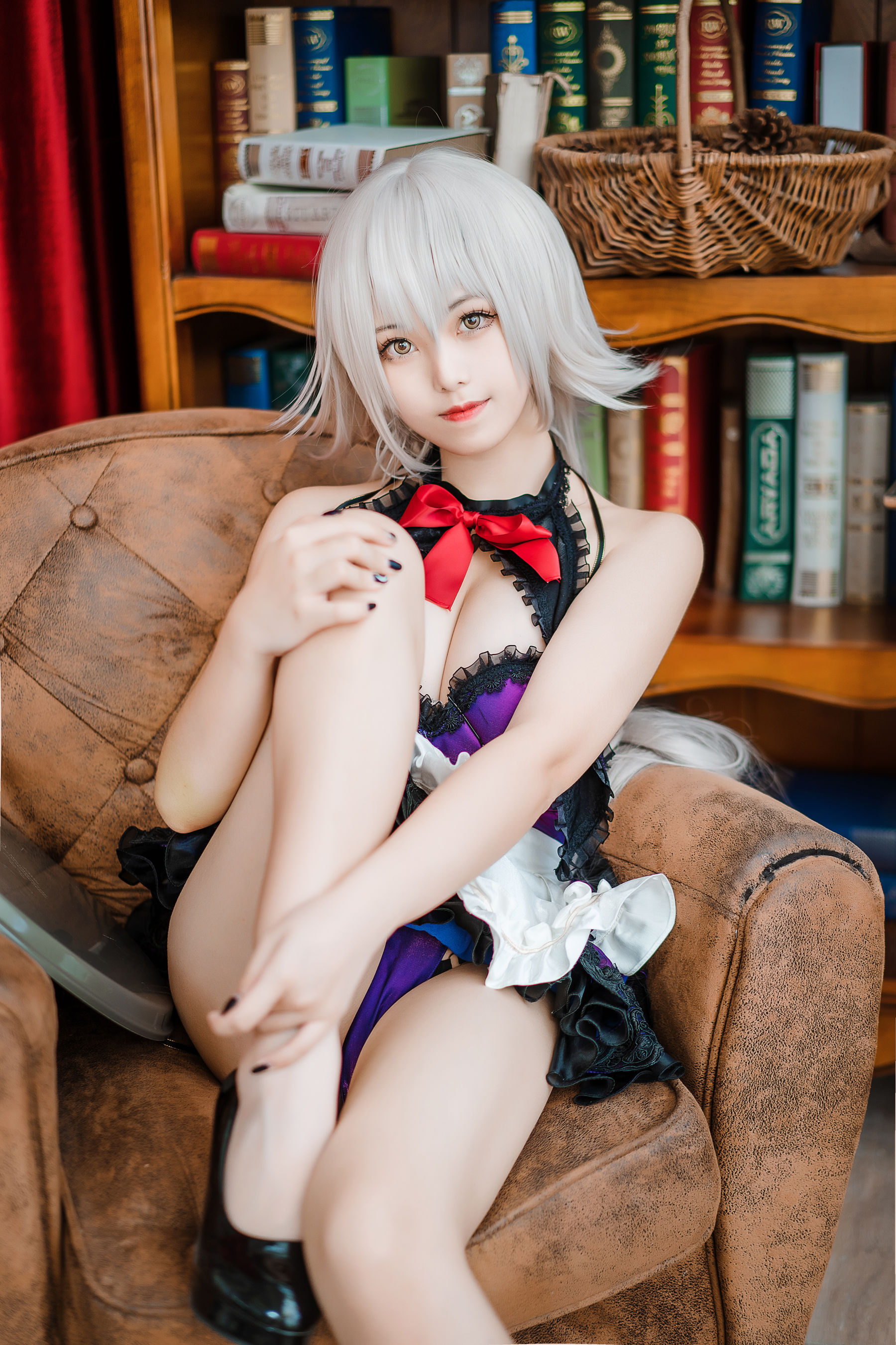 萌系小姐姐蜜汁猫裘 – 贞德女仆 Cosplay-第21张