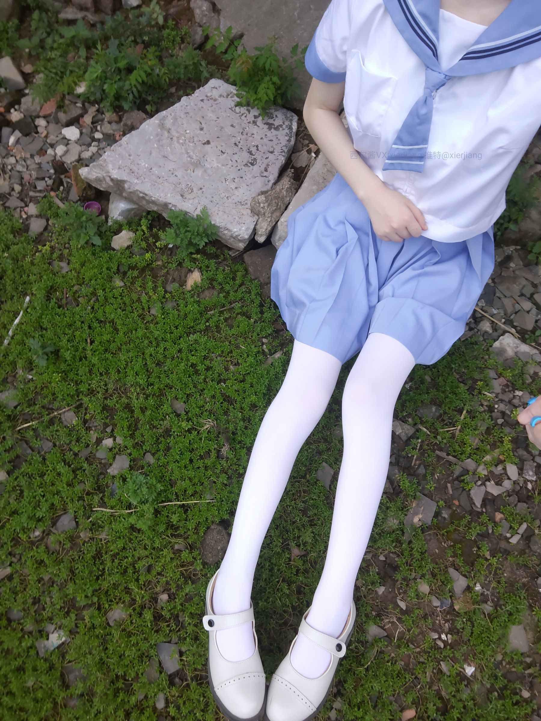 微博萌妹子西尔酱 – 青草水手服 Cosplay-第25张