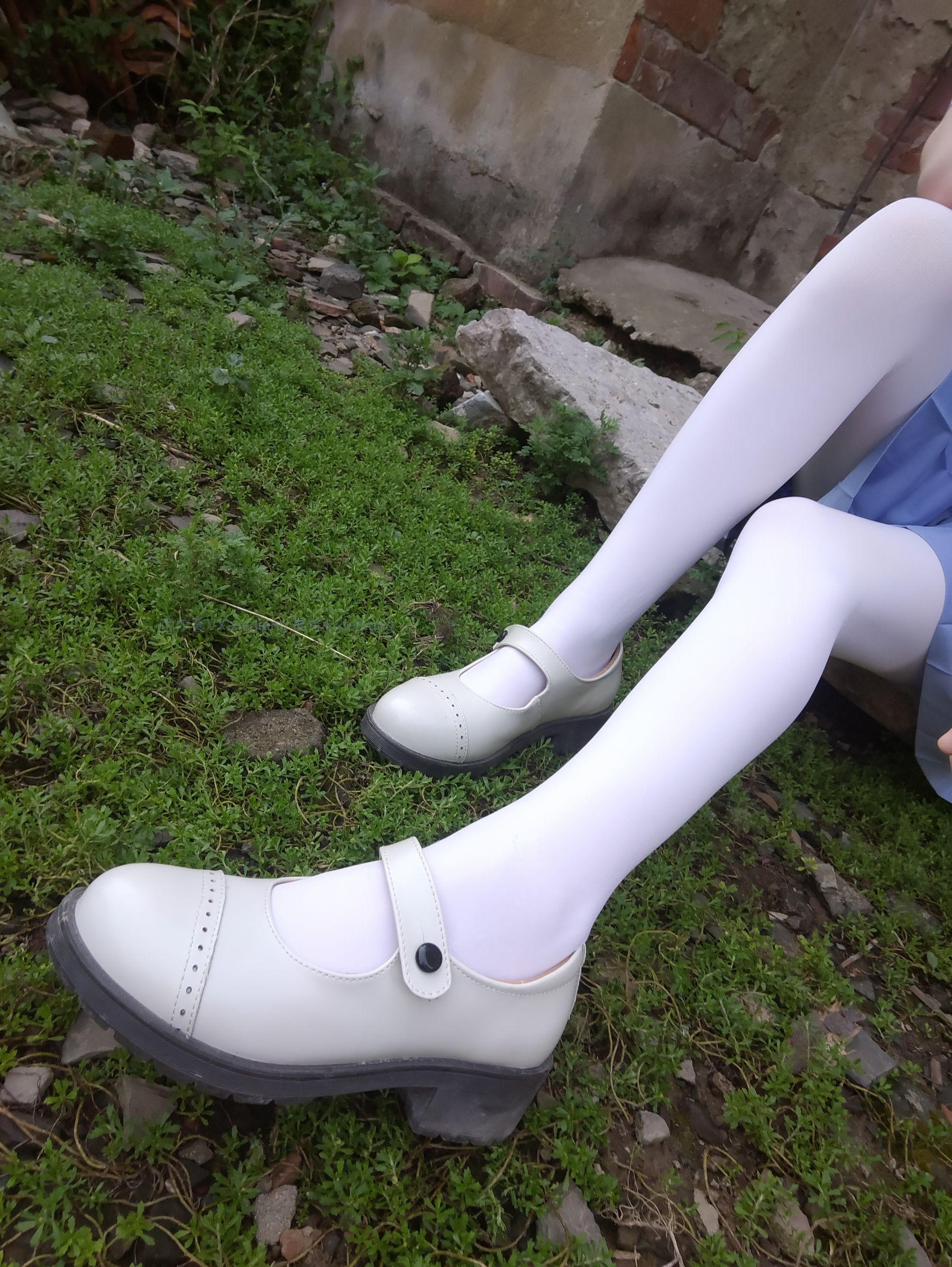 微博萌妹子西尔酱 – 青草水手服 Cosplay-第28张