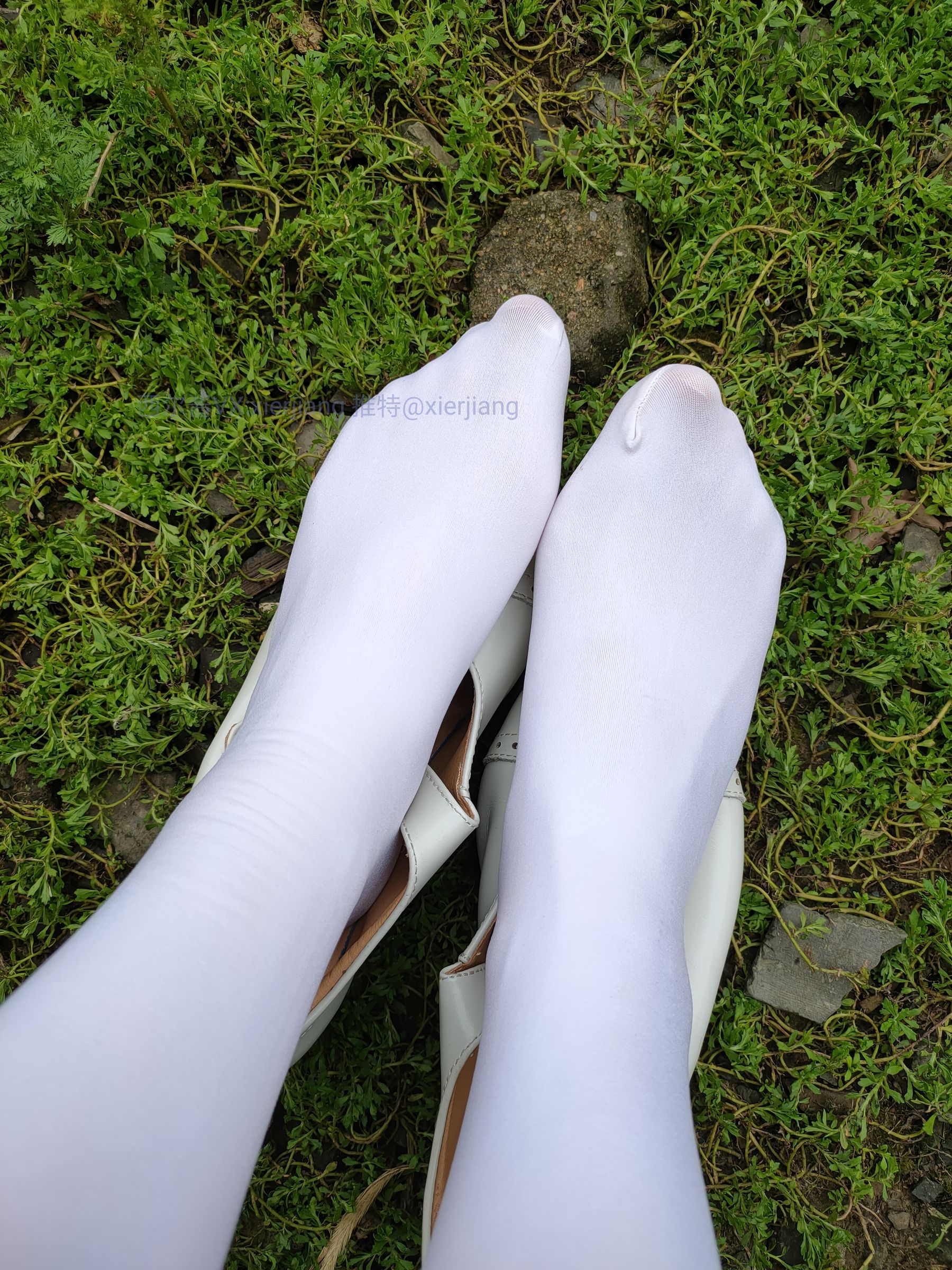 微博萌妹子西尔酱 – 青草水手服 Cosplay-第31张