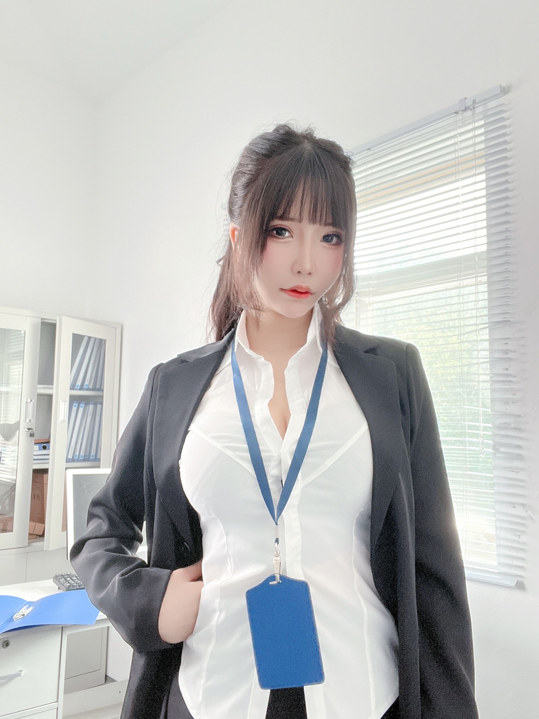 二次元妹子抱走莫子aa – OL太太 Cosplay-第54张