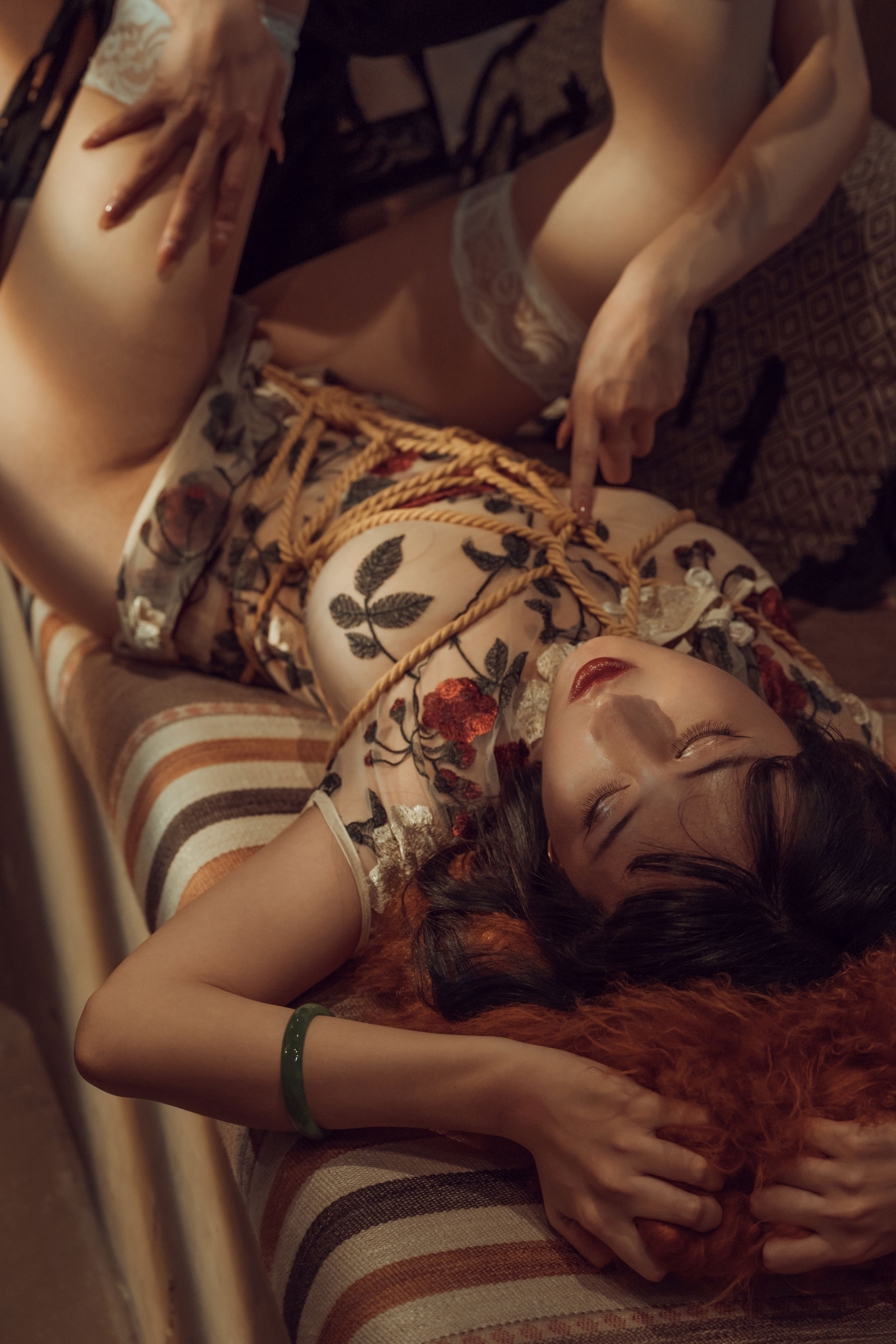 云溪溪 – 捆绑旗袍百合 Cosplay-第32张