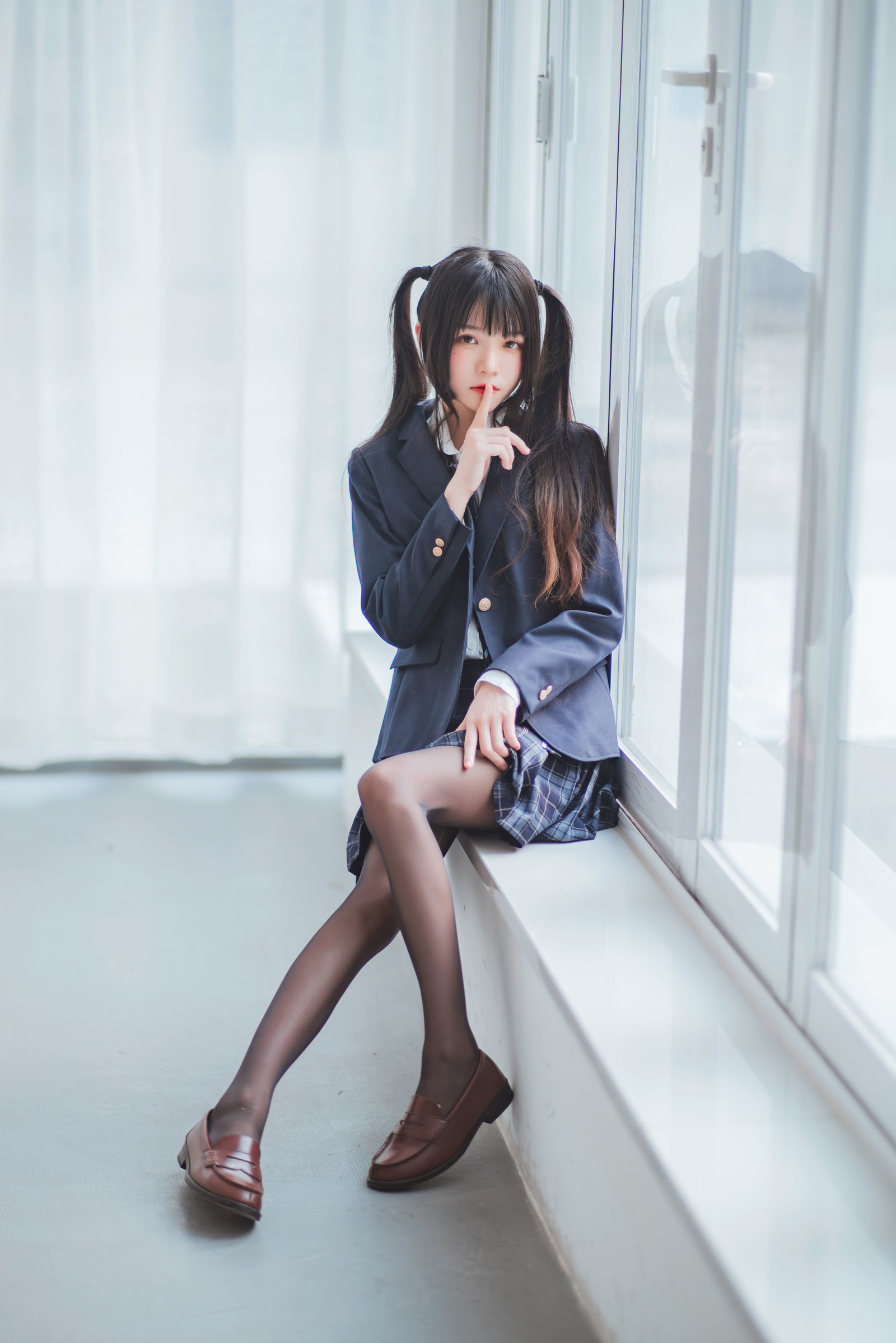 [萝莉COS] 桜桃喵 – 冬季制服丝秀 Cosplay-第22张