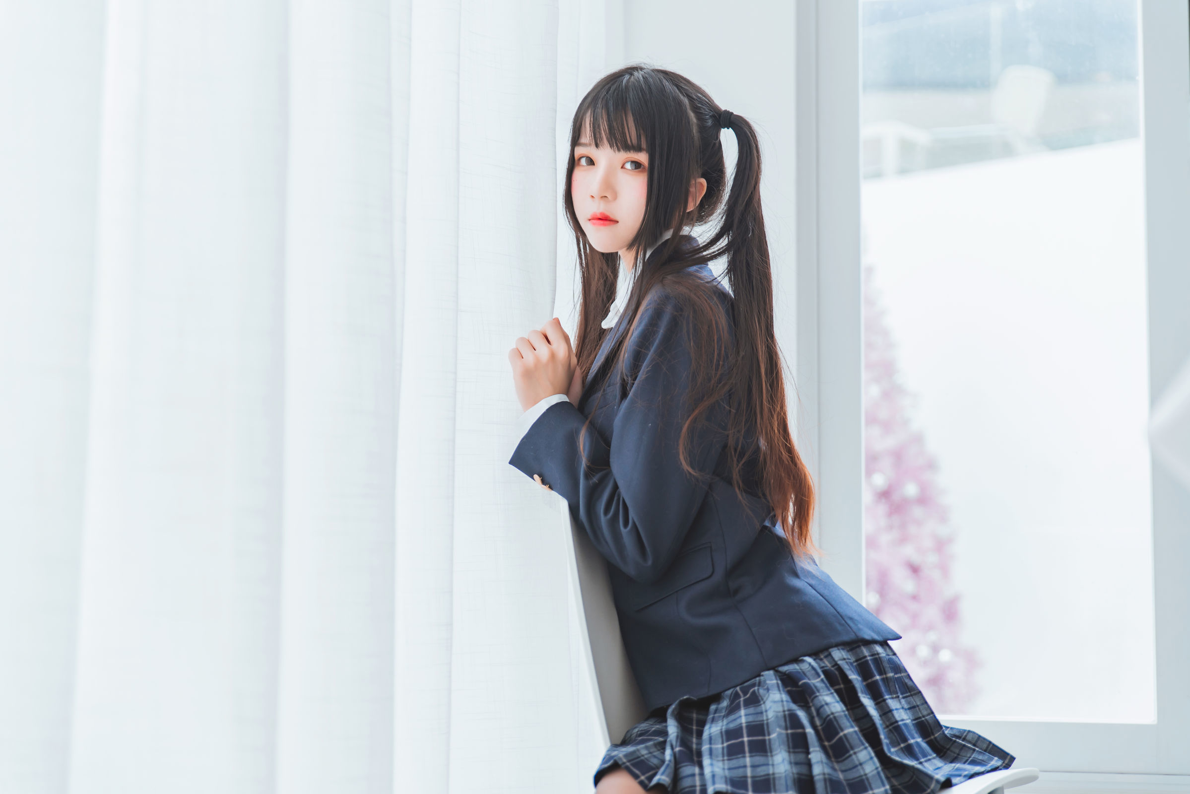 [萝莉COS] 桜桃喵 – 冬季制服丝秀 Cosplay-第24张