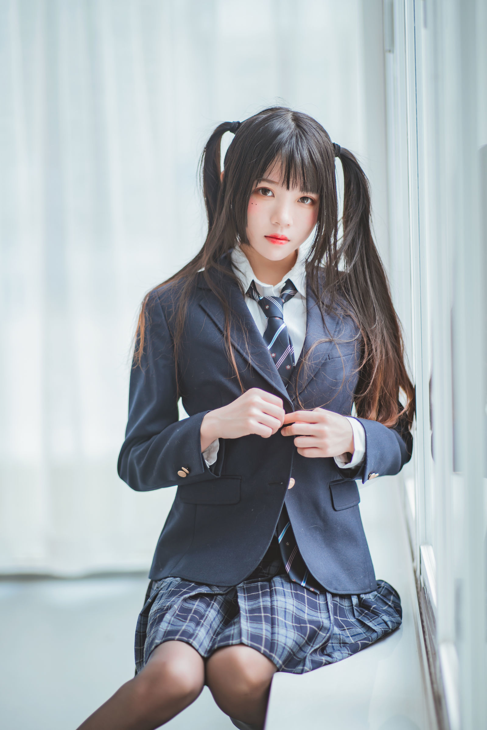 [萝莉COS] 桜桃喵 – 冬季制服丝秀 Cosplay-第27张