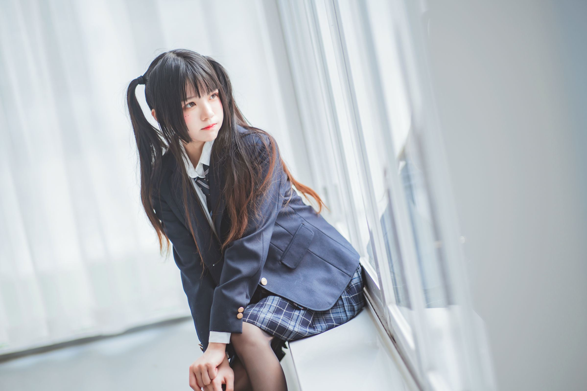 [萝莉COS] 桜桃喵 – 冬季制服丝秀 Cosplay-第26张