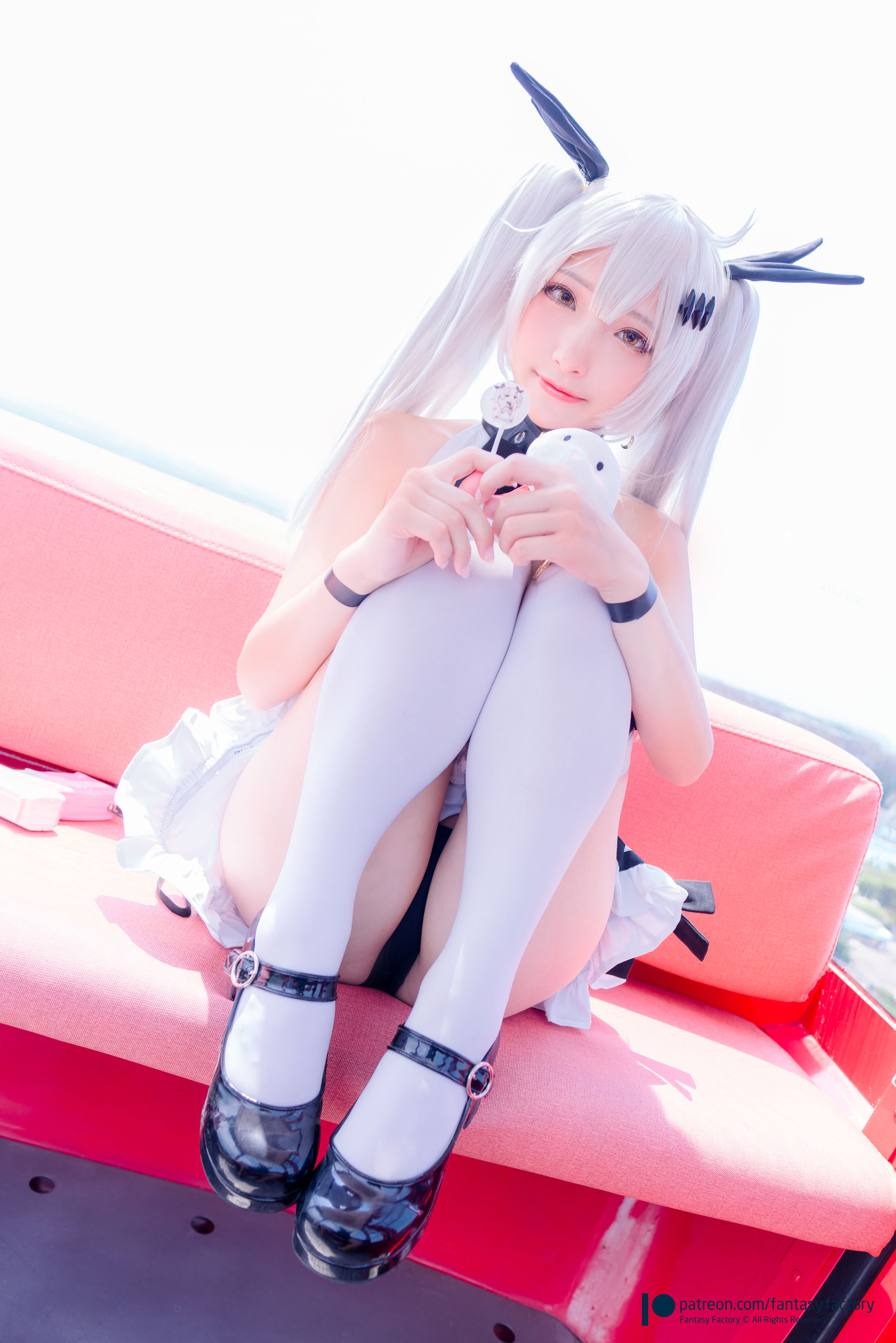[Cosplay写真] 小丁 《Fantasy Factory》 – 2019.11 黑白 薄纱 网袜 Cosplay-第23张