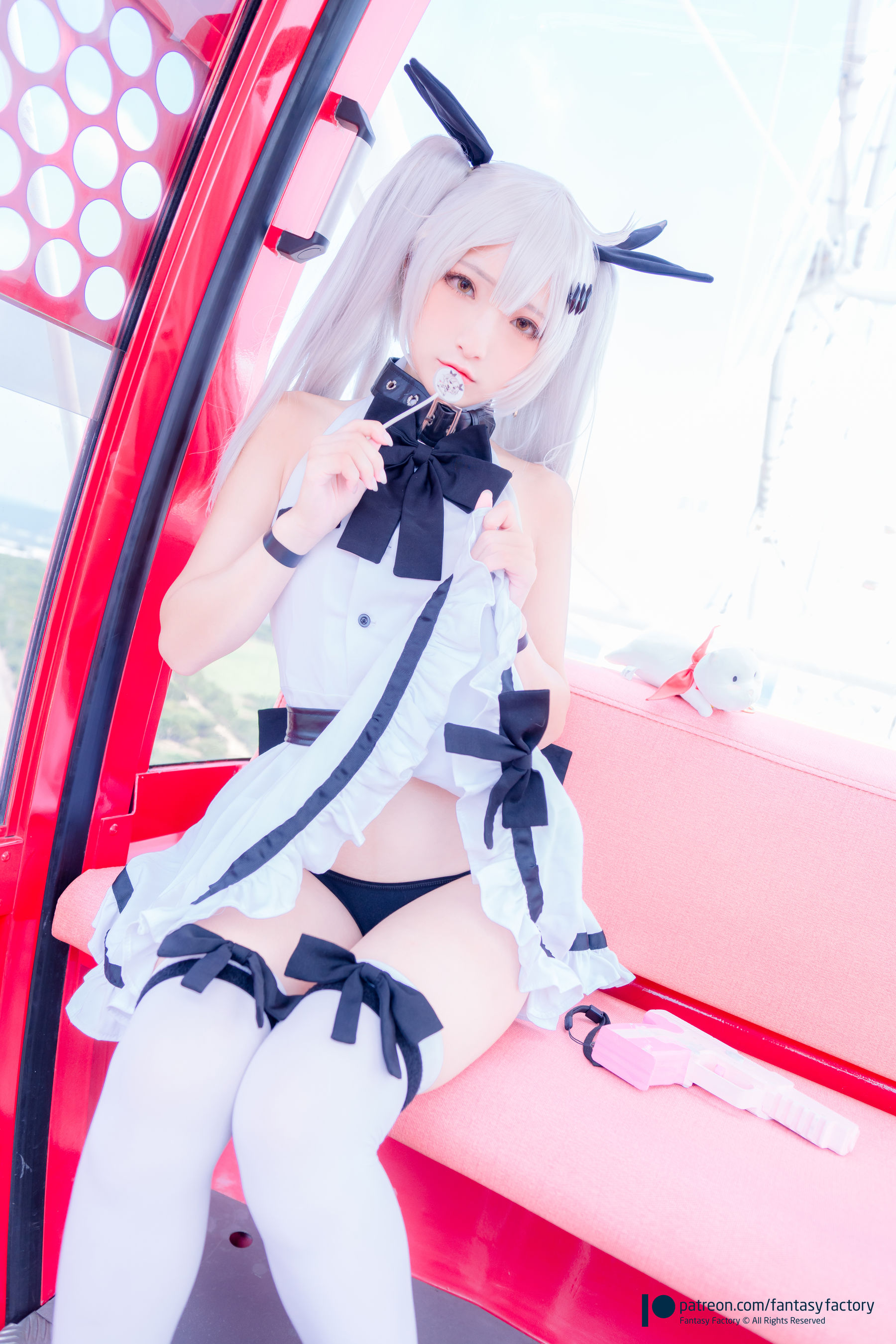 [Cosplay写真] 小丁 《Fantasy Factory》 – 2019.11 黑白 薄纱 网袜 Cosplay-第27张
