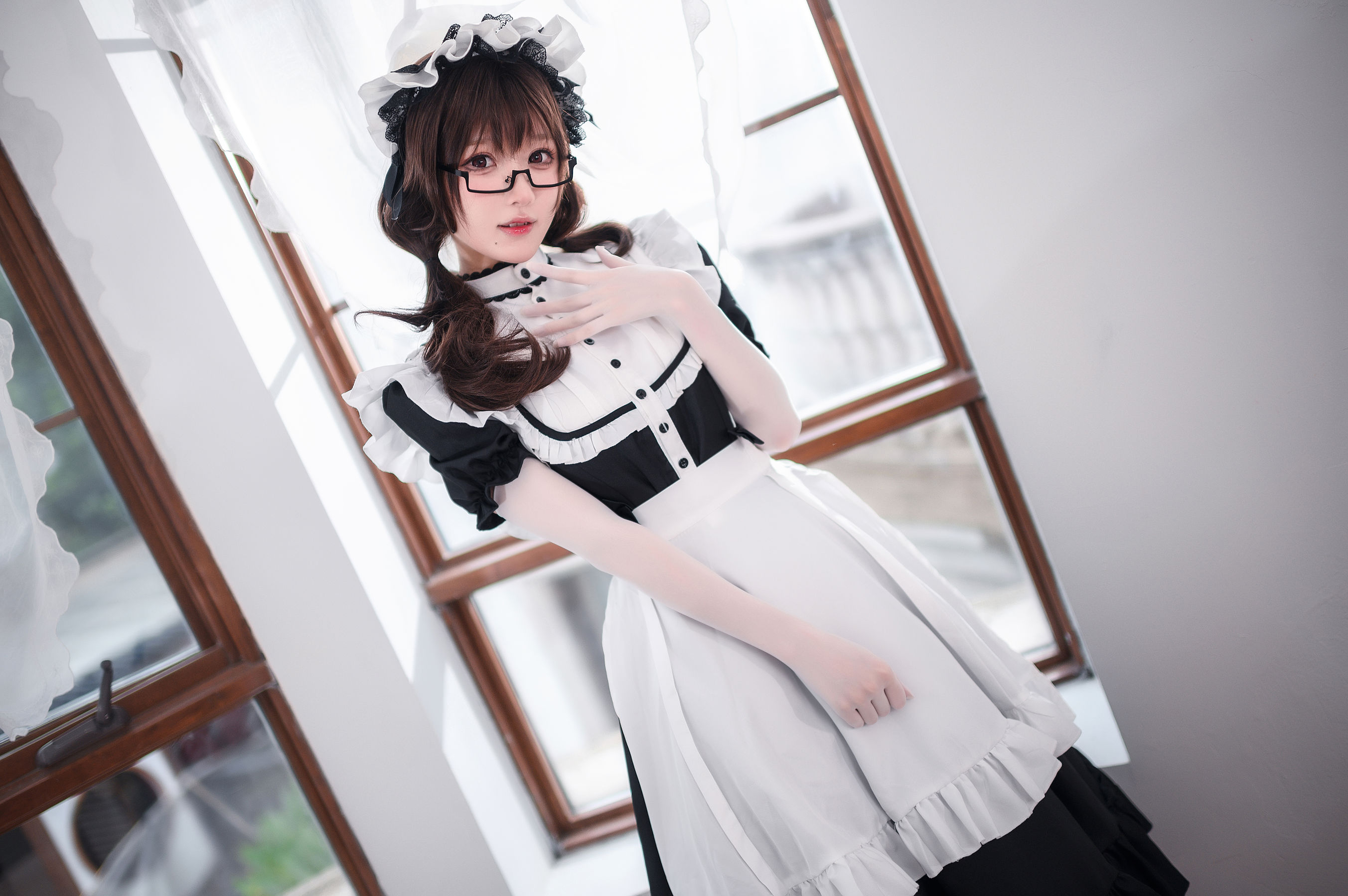 动漫博主阿包也是兔娘 – 传统长裙女仆 Cosplay-第27张