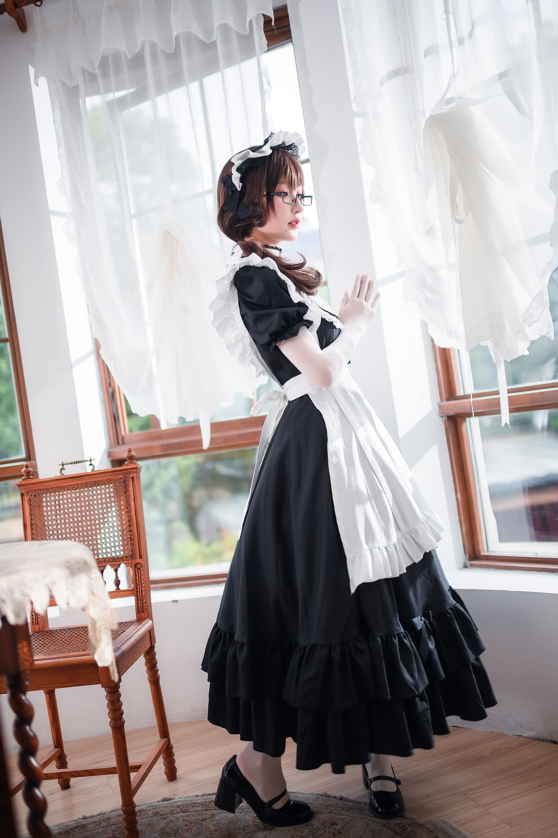 动漫博主阿包也是兔娘 – 传统长裙女仆 Cosplay-第32张