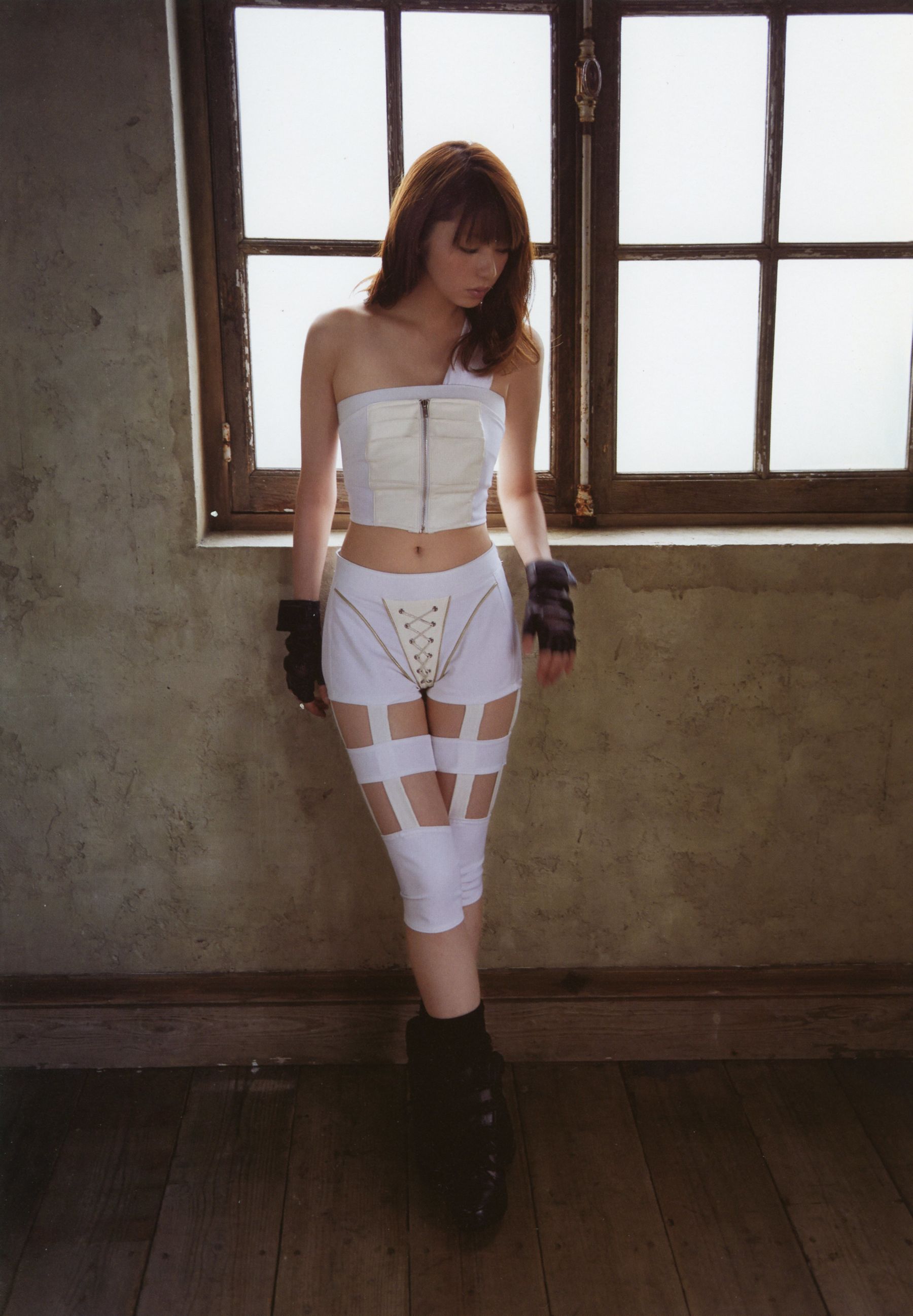 Yuria Haga 芳賀優里亜 写真集 「赤×ピンク」 Cosplay-第30张